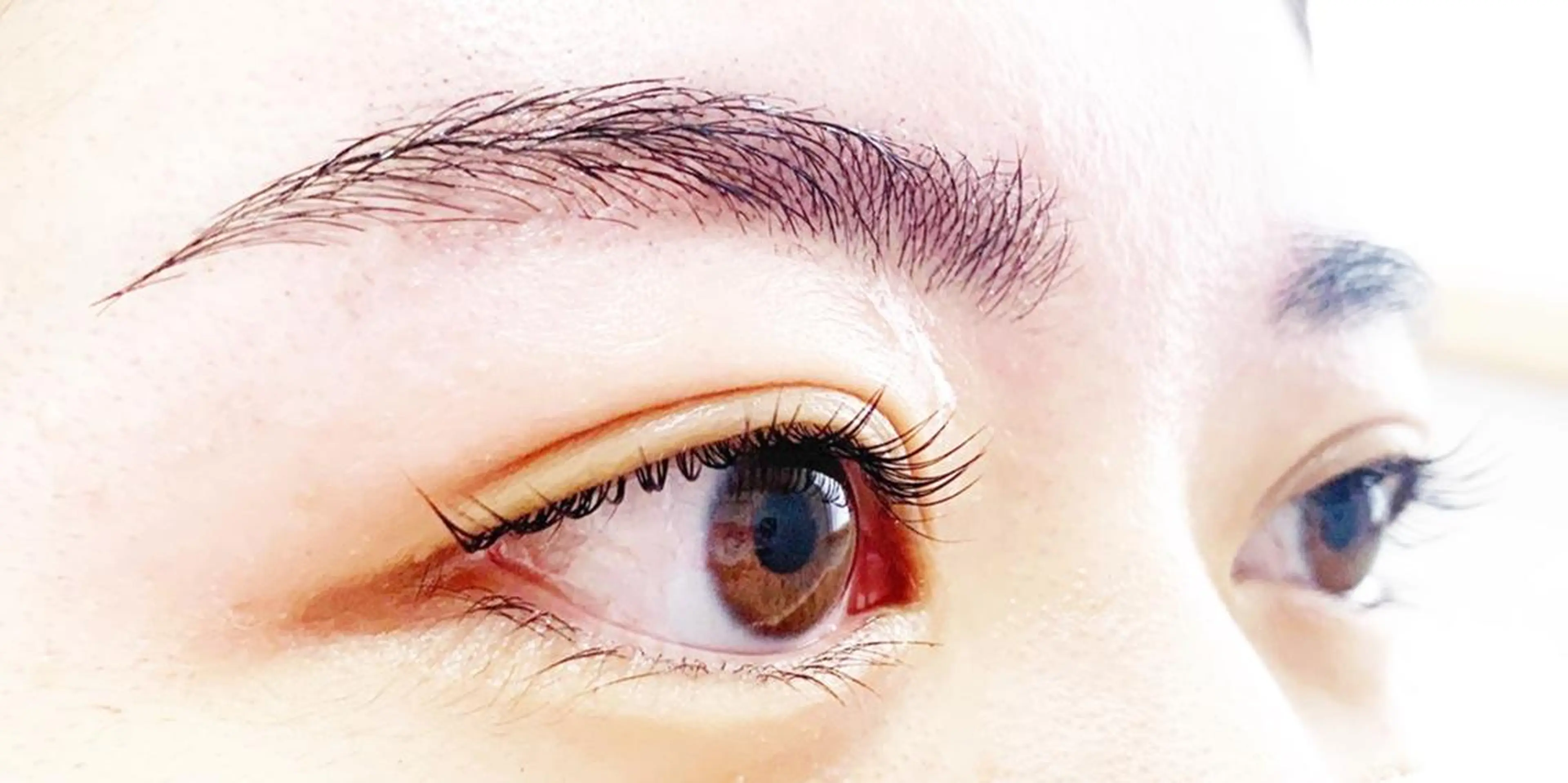 アイブロウ ワックス脱毛 佐藤 詩織のマツエク・マツパデザイン