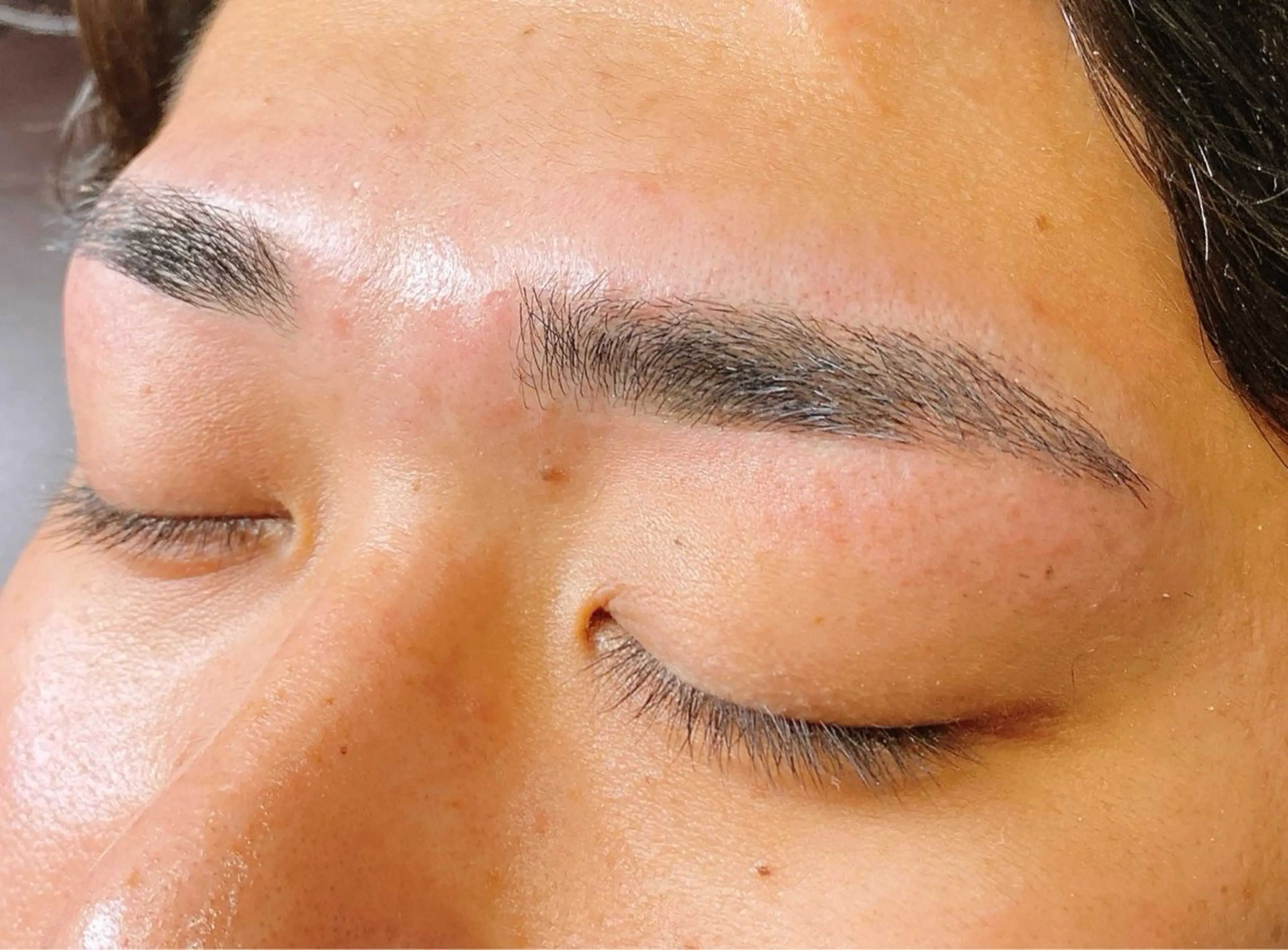 メンズ アイブロウ ハリウッドブロウリフト まつ毛パーマ専門& men's眉AYAの眉毛・アイブロウイメージ