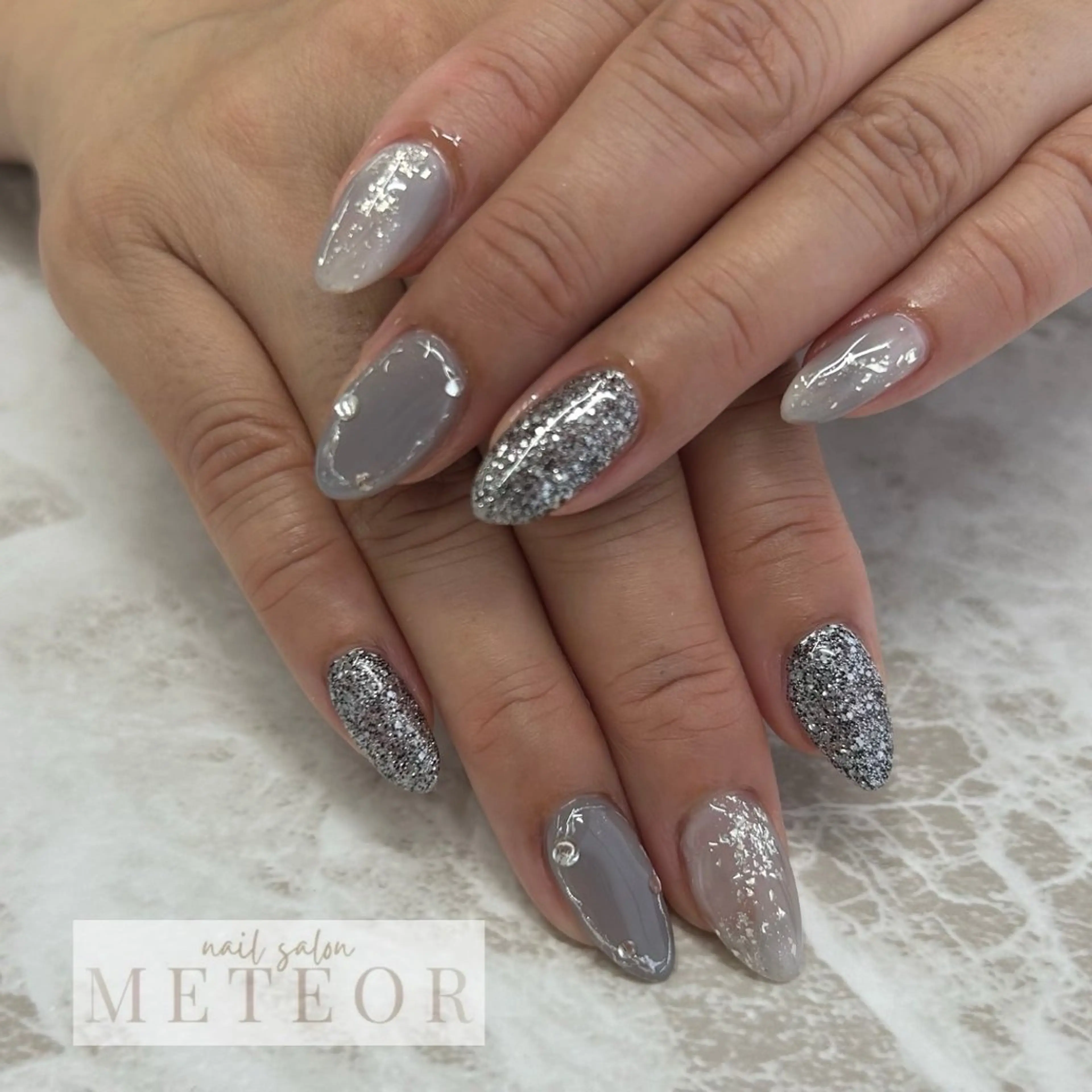 ミディアム ハンドネイル nailsalon meteor所属・METEOR💫 staffのネイルデザイン