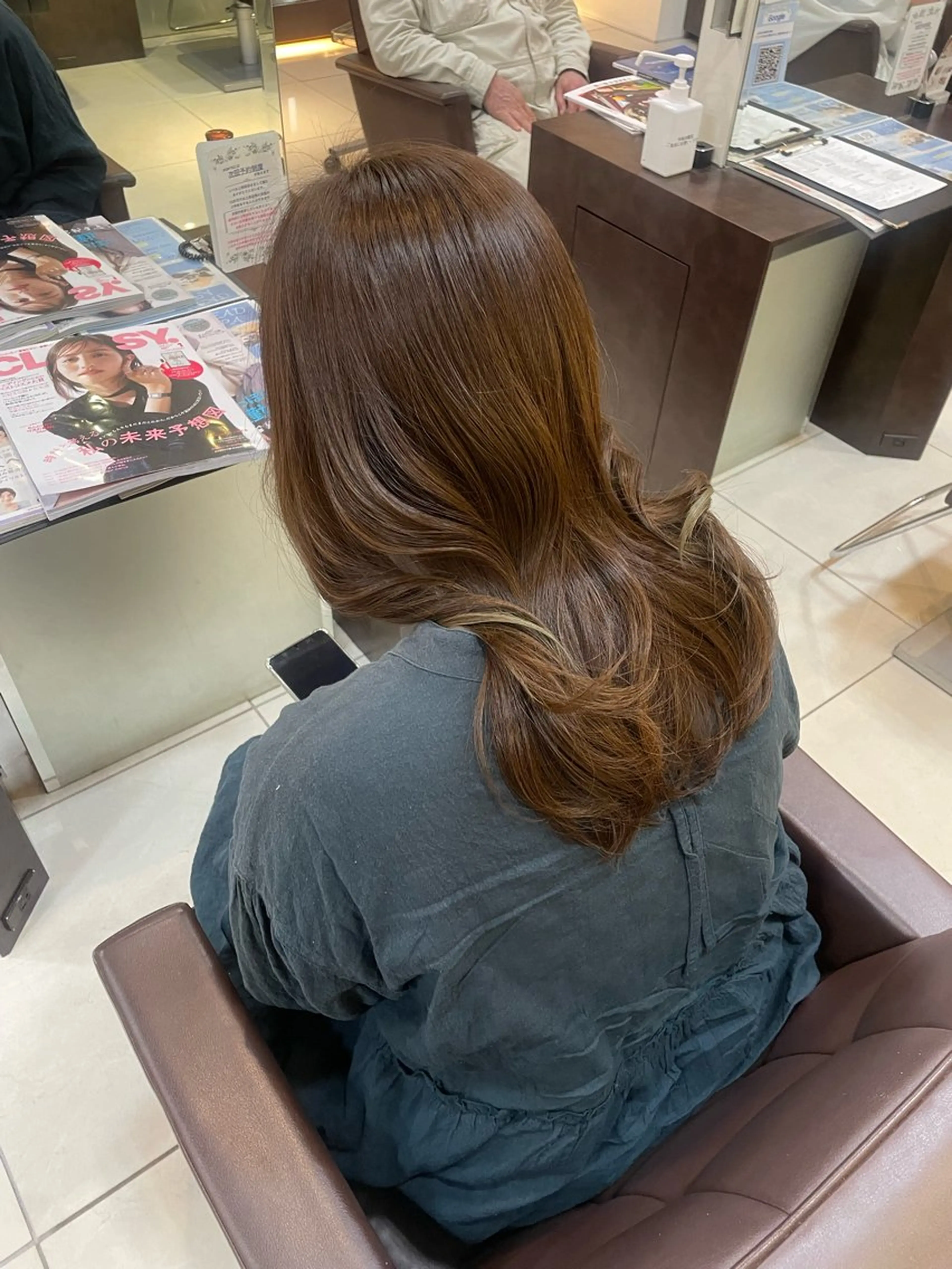 ミディアム カラー 🤎韓国ヘア ベージュ まゆか🤎のヘアスタイル