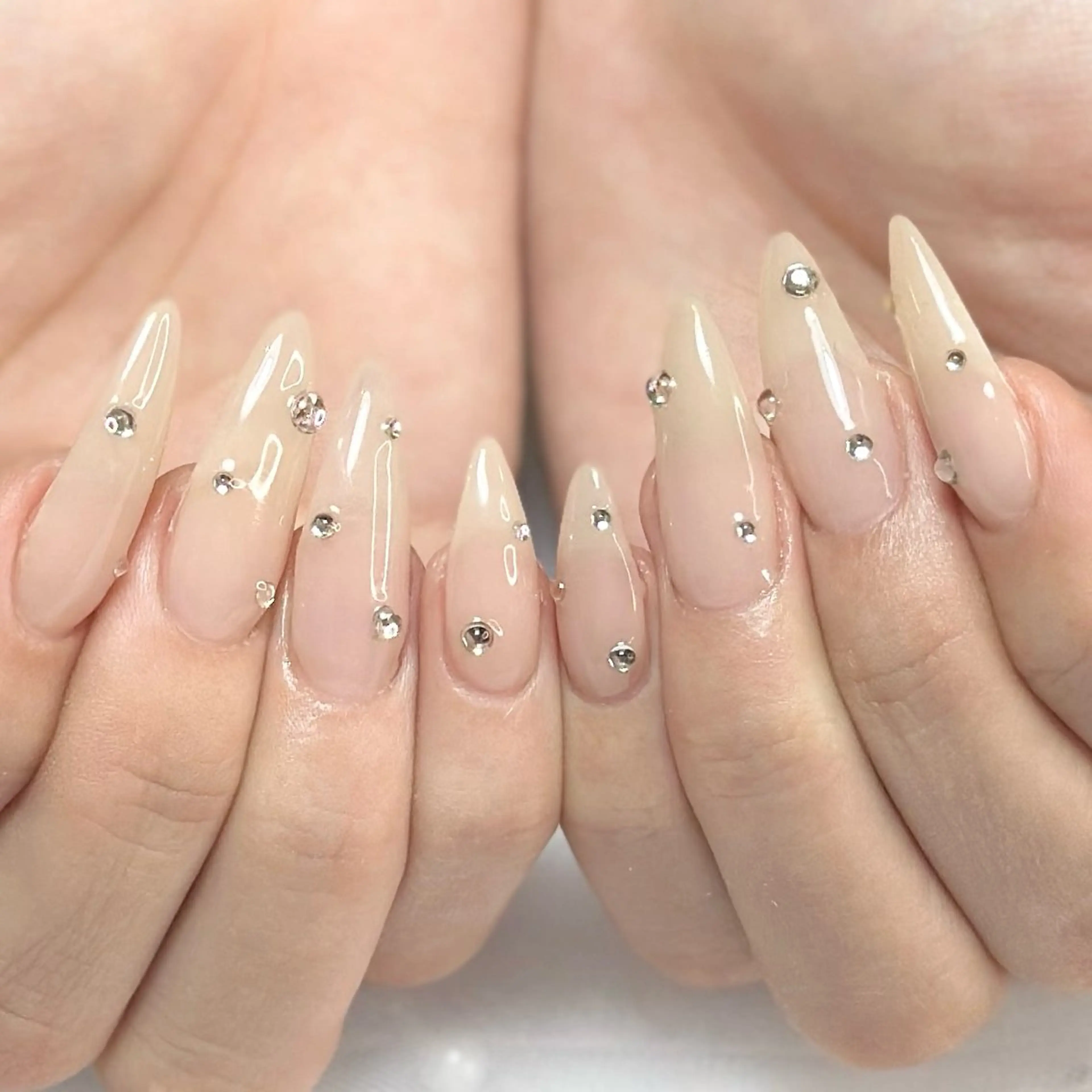 ネイル ストーンネイル ハンドネイル HAIR&MAKE POSH 日暮里のネイルデザイン