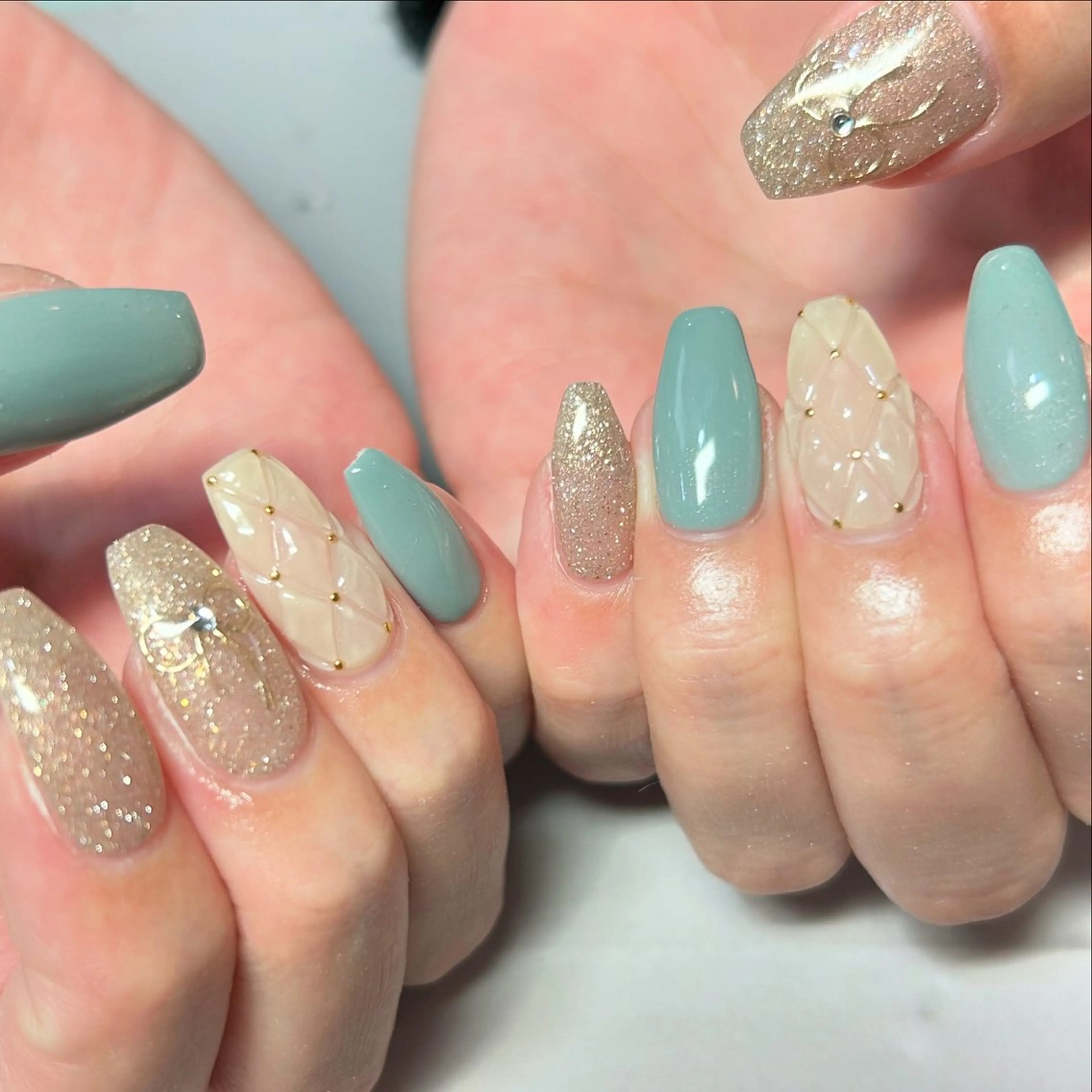 ネイル mahalo nail salon所属・野々山 亜美のネイルデザイン