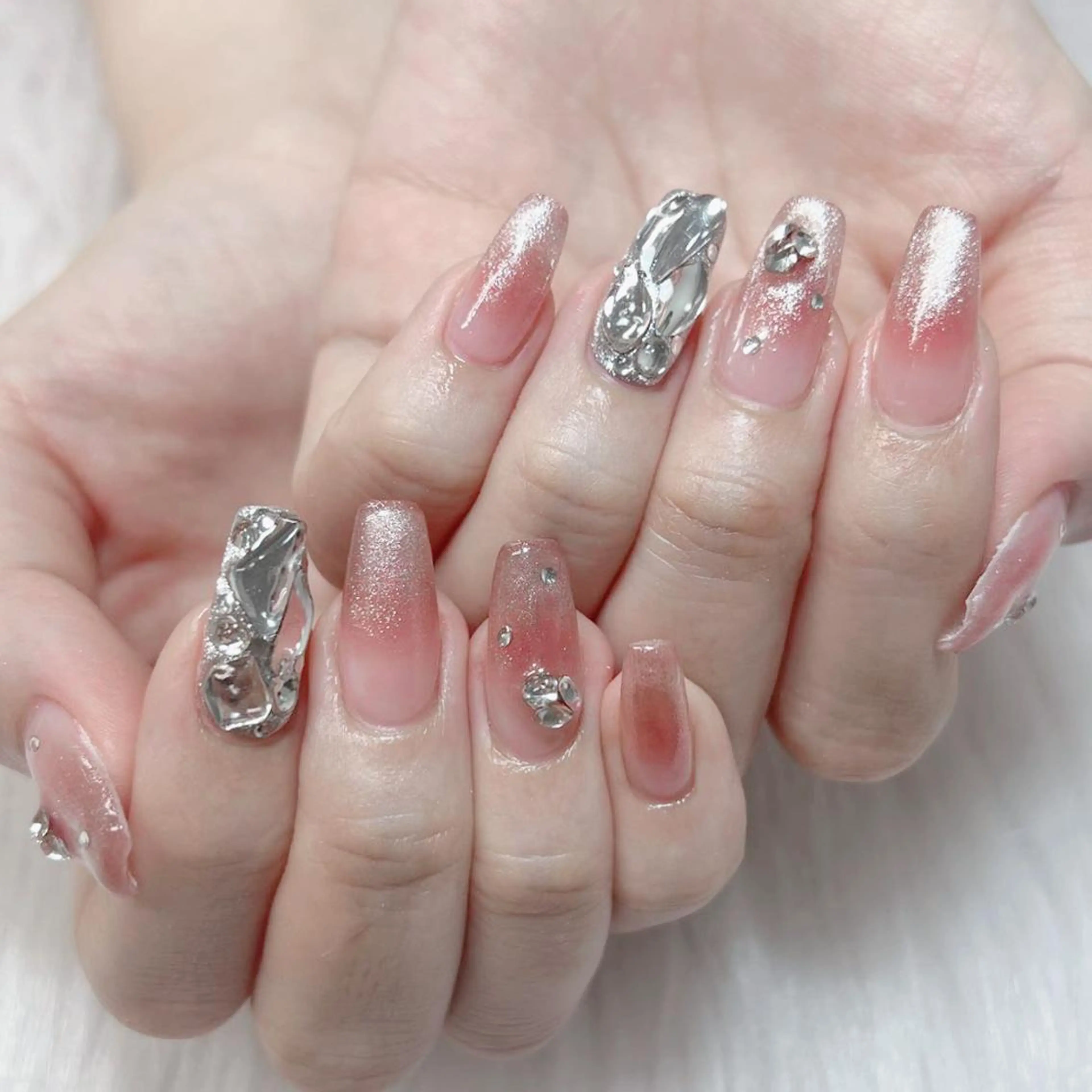 ネイル 持ち込み スカルプネイル Mio ⛱のネイルデザイン