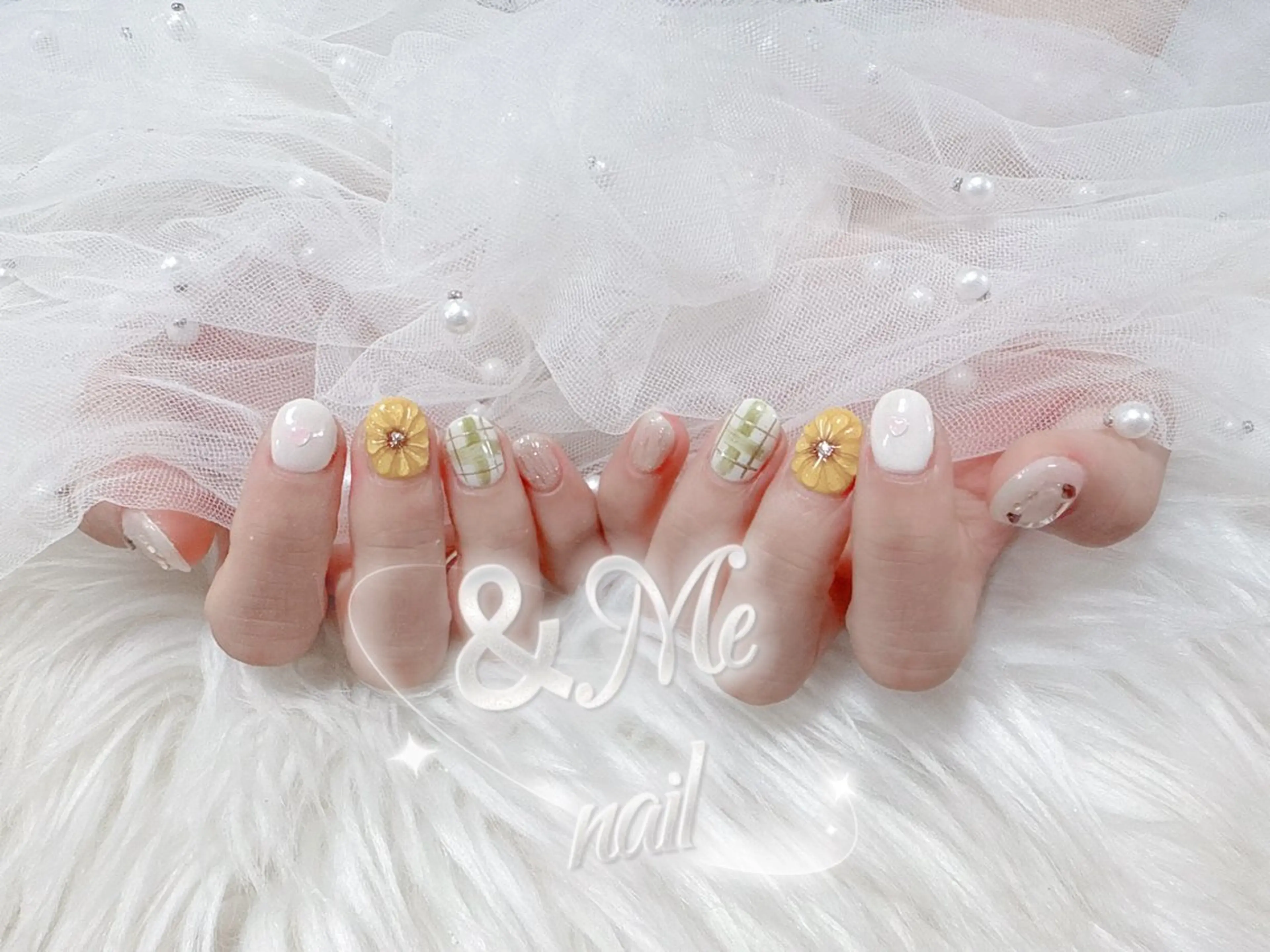 ネイル &ME Momoのネイルデザイン