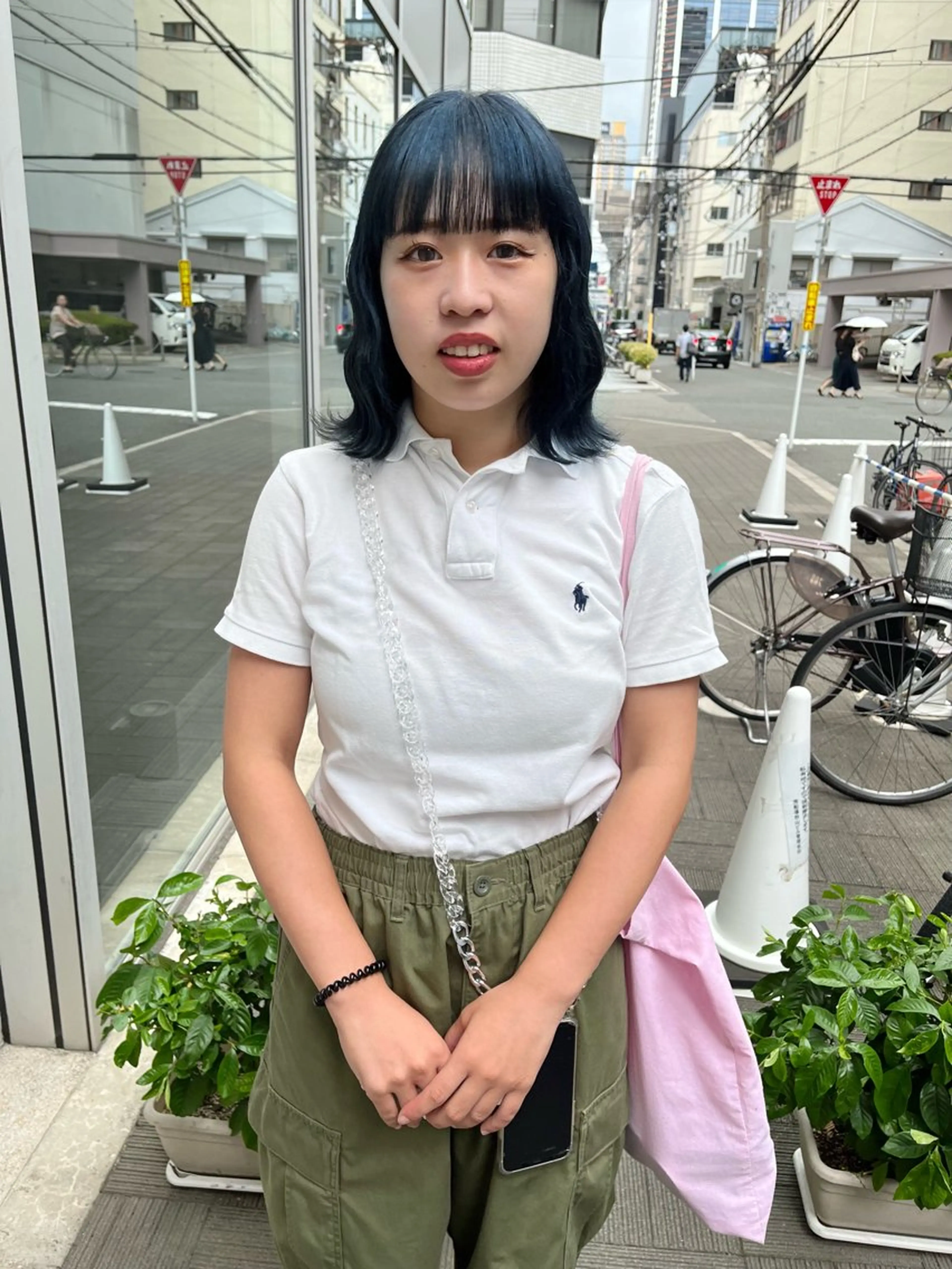 ミディアム カラー ミディアムパーマ 黒髪 ブリーチ ブルーカラー ブルーブラック カット ヘアカラー ショート/パーマ/ カラー/FUKOのヘアスタイル