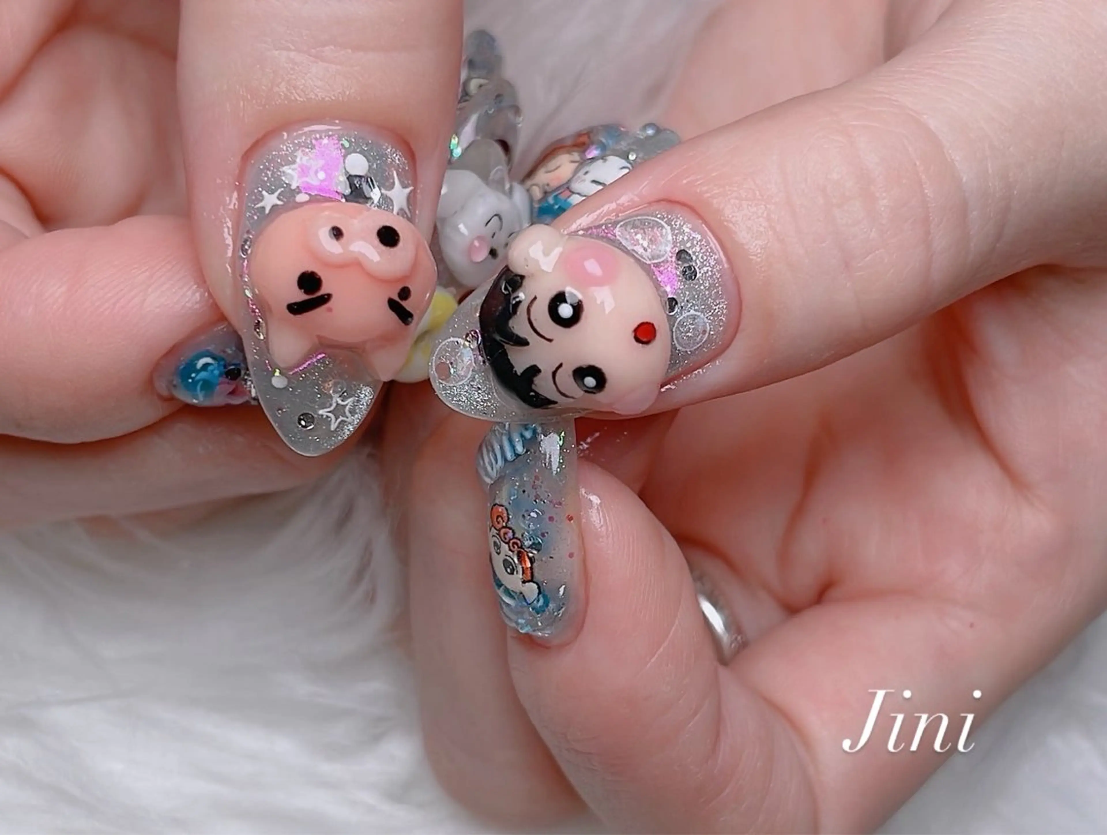 ネイル JINI NAIL所属・ジニ ネイルのネイルデザイン