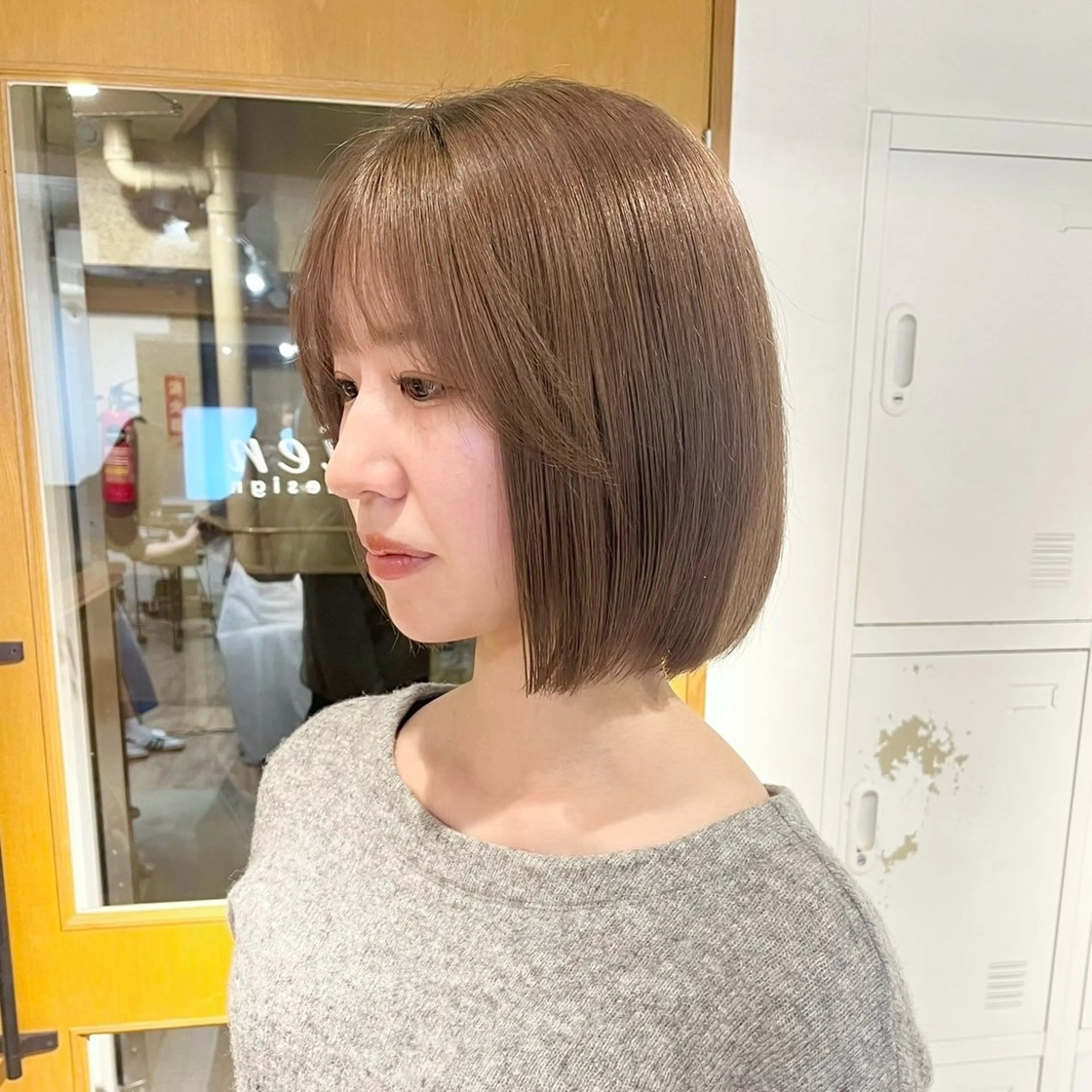 ミディアム カット ヘアカラー Lien所属・Mako 【艶髪/韓国ヘア】のヘアスタイル