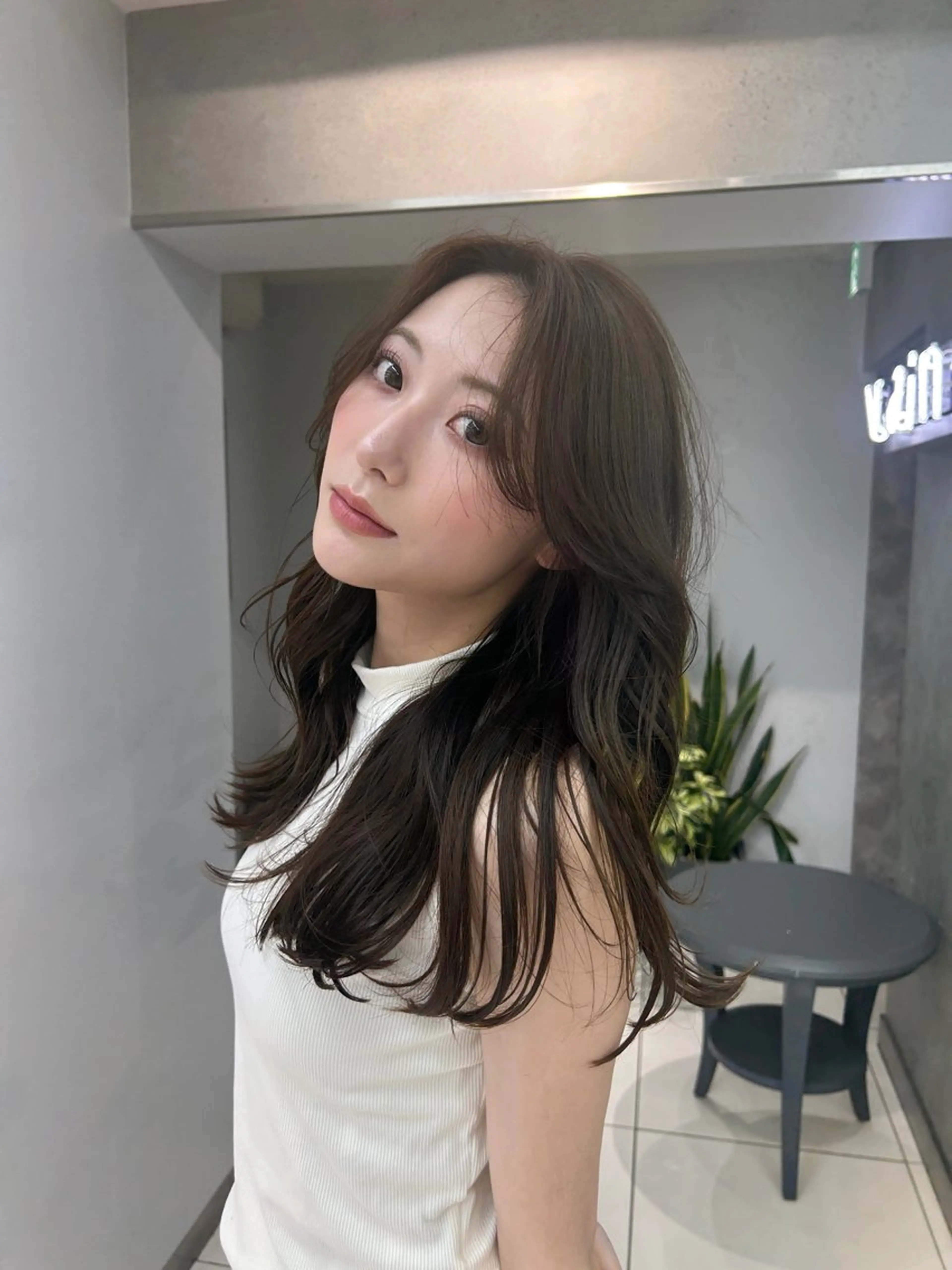 セミロング レイヤー×ツヤカラー 渋谷/kougaのヘアスタイル