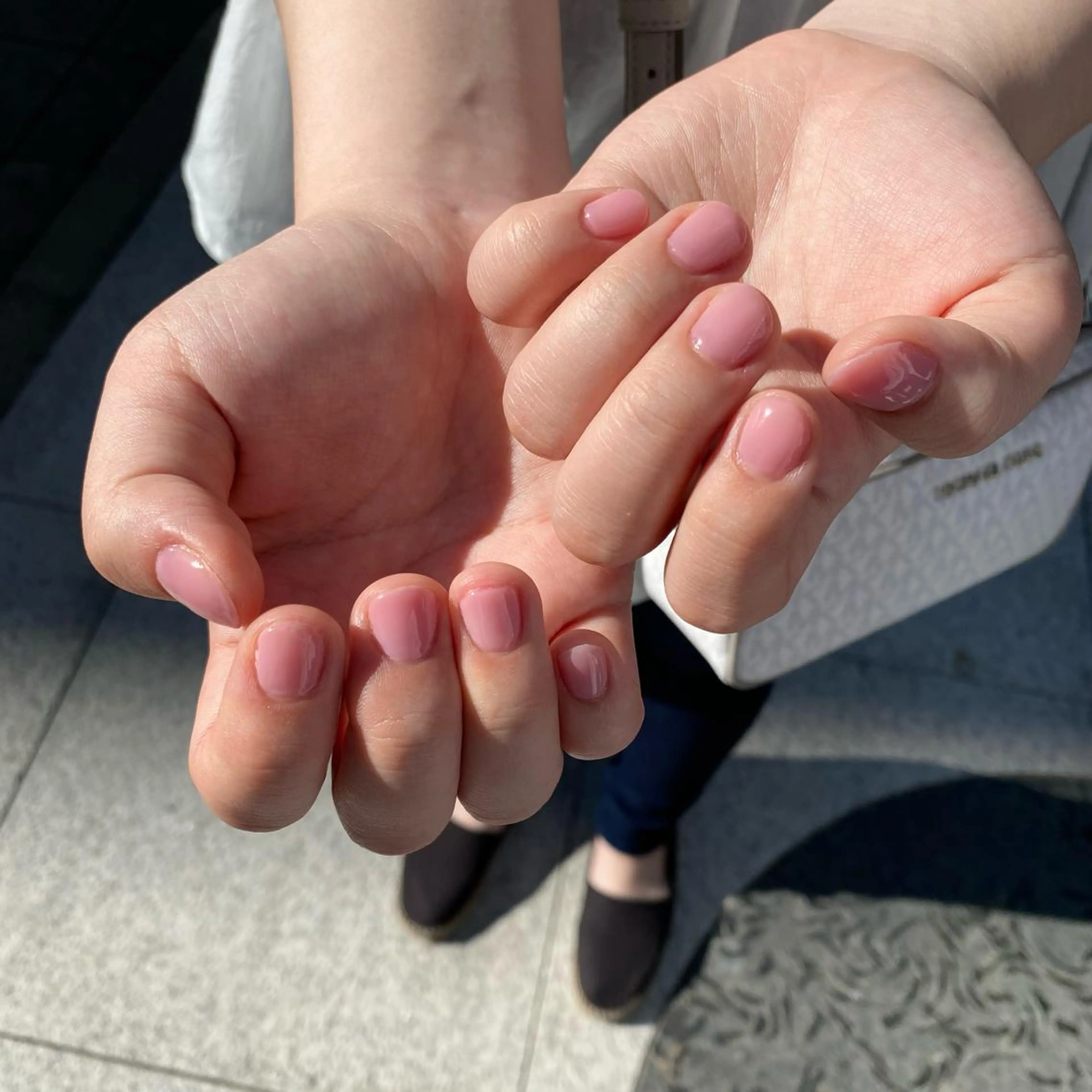 ネイル ジェルネイル ワンカラーネイル パラジェル ピンク 関谷 真登佳のネイルデザイン