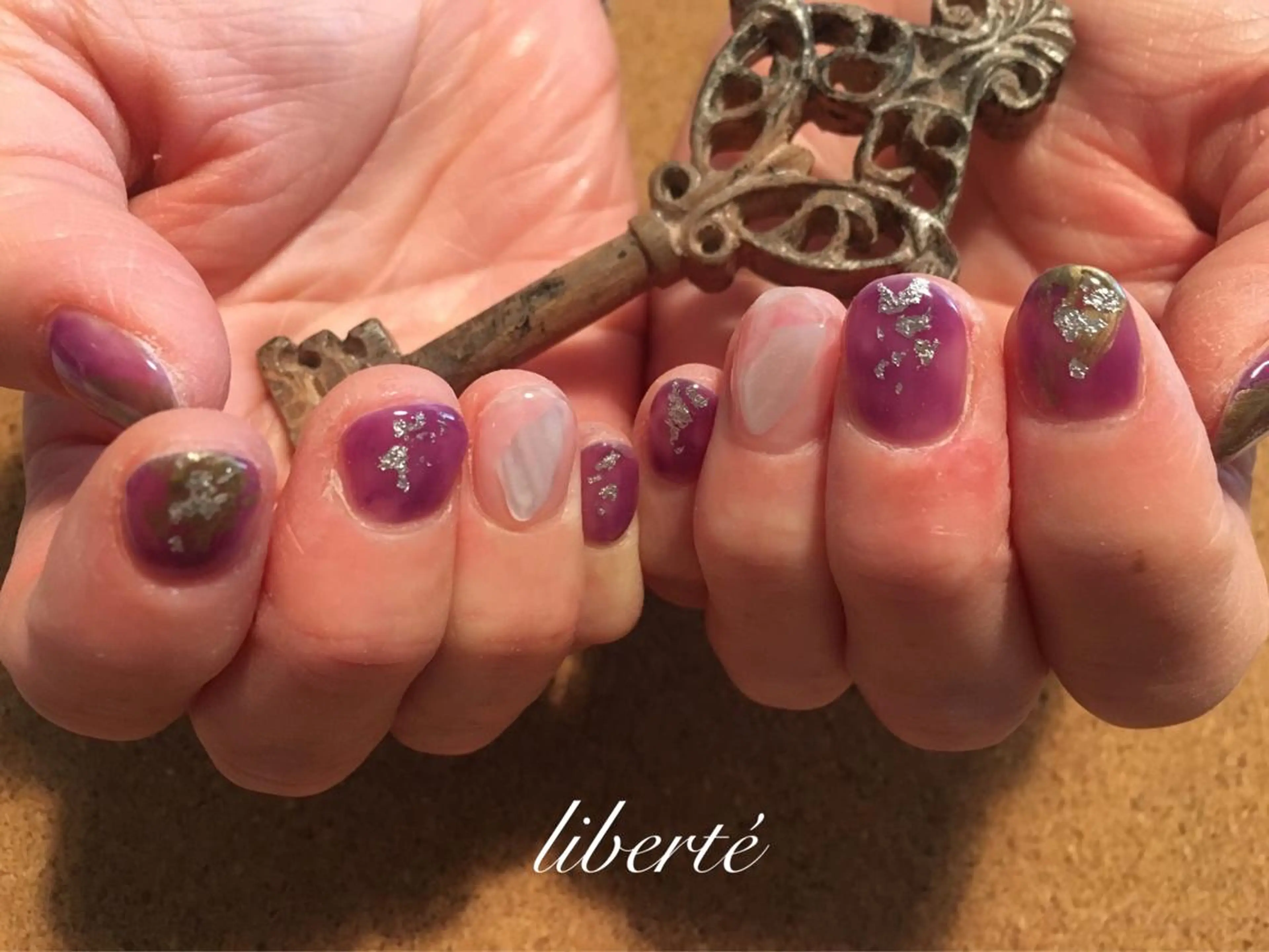 ネイル liberté (リベルテ)のネイルデザイン