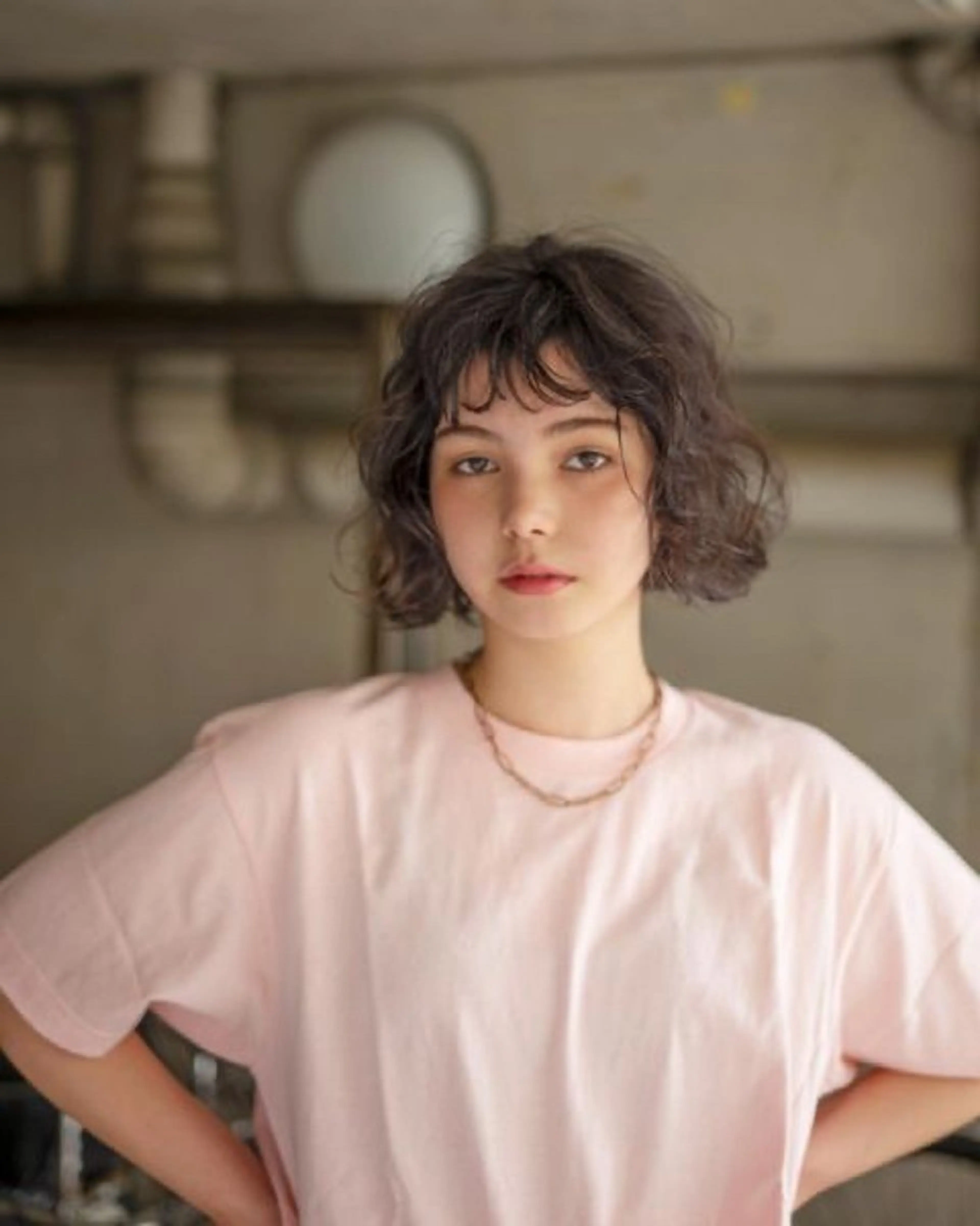 ミディアム パーマ ミディアムパーマ ナチュラル大人っぽい スタイル　MAORIのヘアスタイル