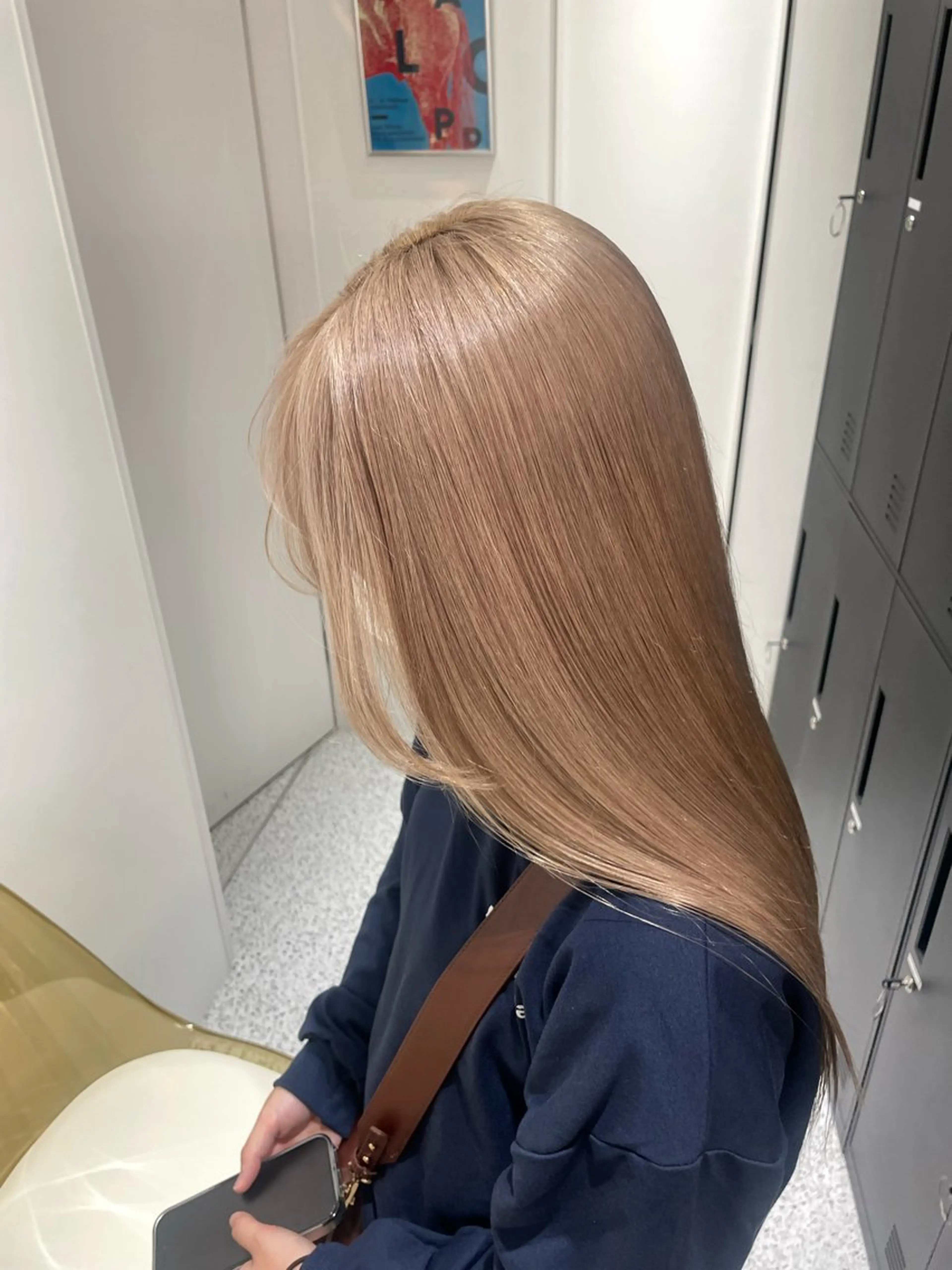 カラー ダブルカラー ハイトーンカラー PELE所属・カットモデル無料‪ レイヤー、ボブ森龍哉のヘアスタイル