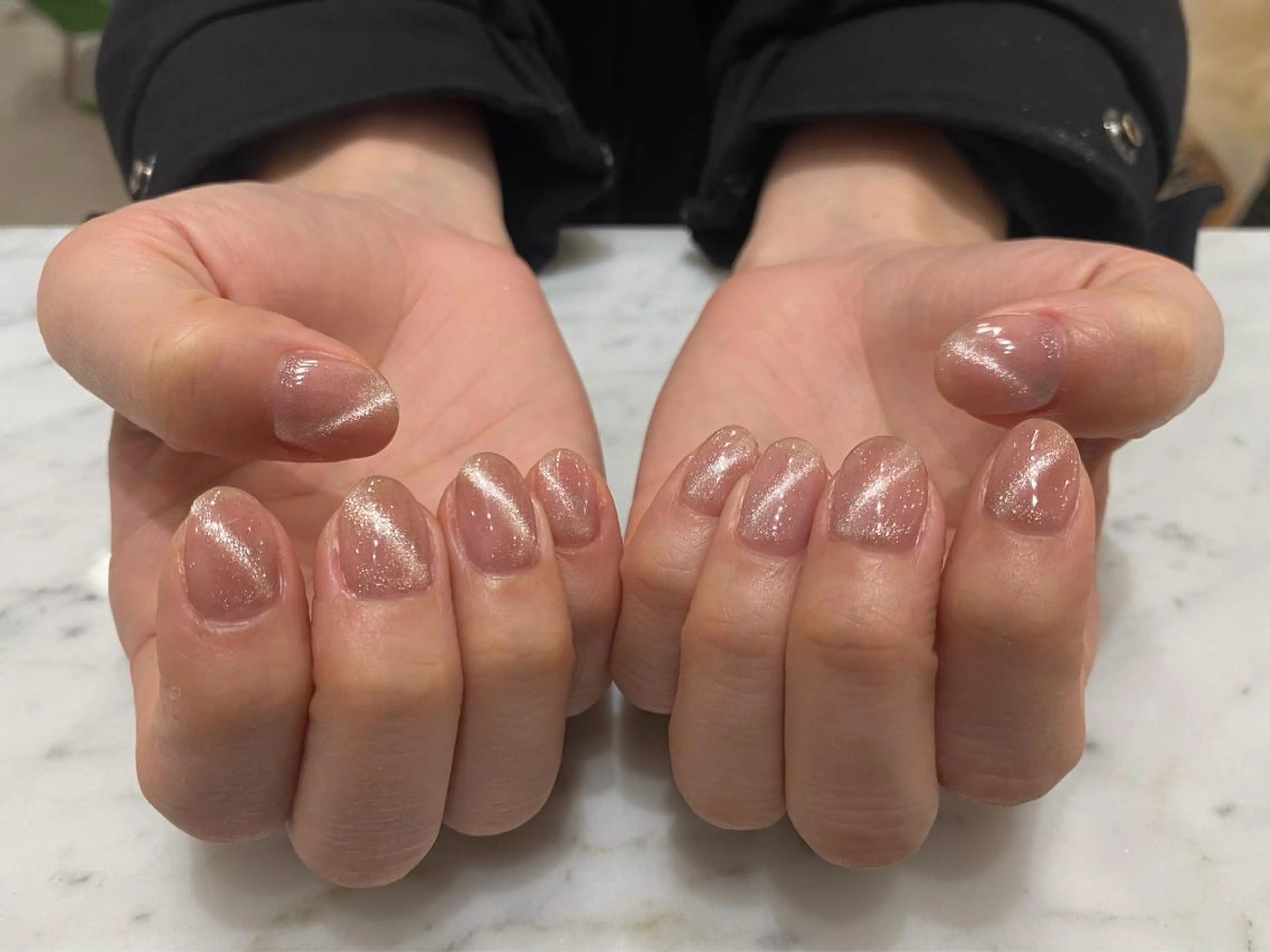 ネイル マグネットネイル ネイル&アイ　QUEEN&CRIMSON所属・眉WAX/ピーリング ホワイトニングの眉毛・アイブロウイメージ