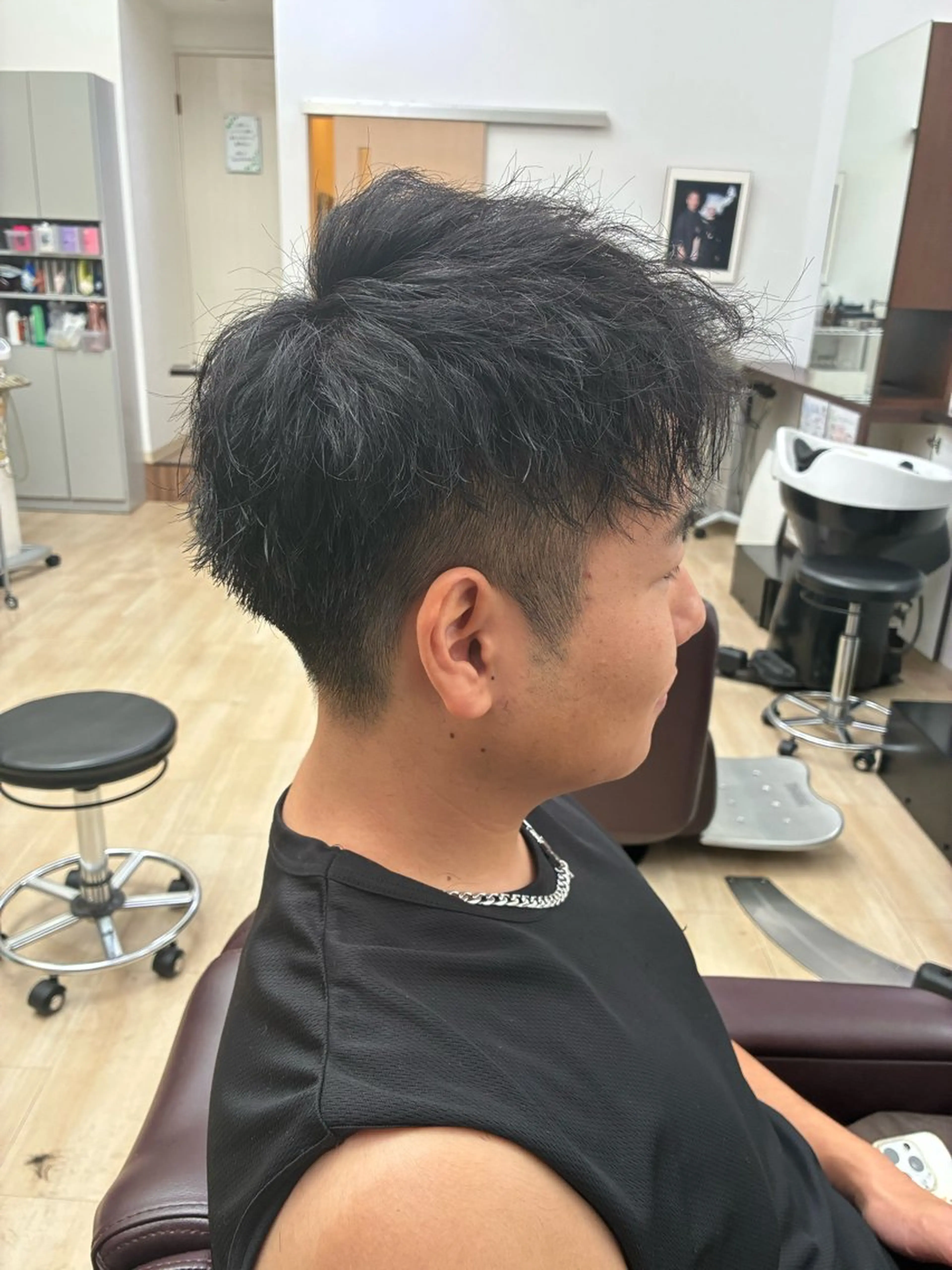 ショート パーマ メンズ メンズパーマ メンズツイストパーマ ツイストパーマ Act stylish hair所属・小栗 巧巳のヘアスタイル