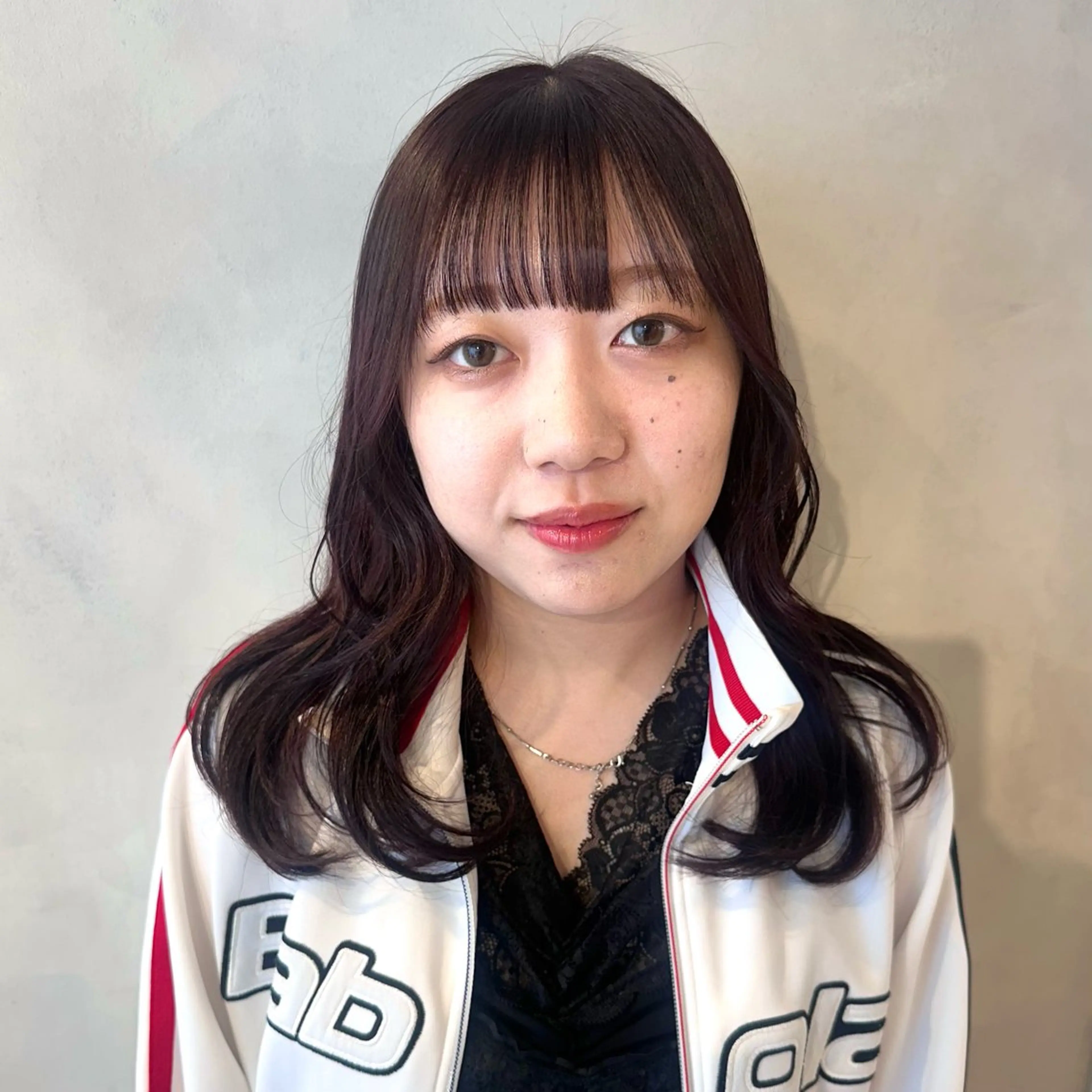 ミディアム カット ヘアカラー トリートメント デザインカラー/パー マ🦖外岡咲希🦖のヘアスタイル