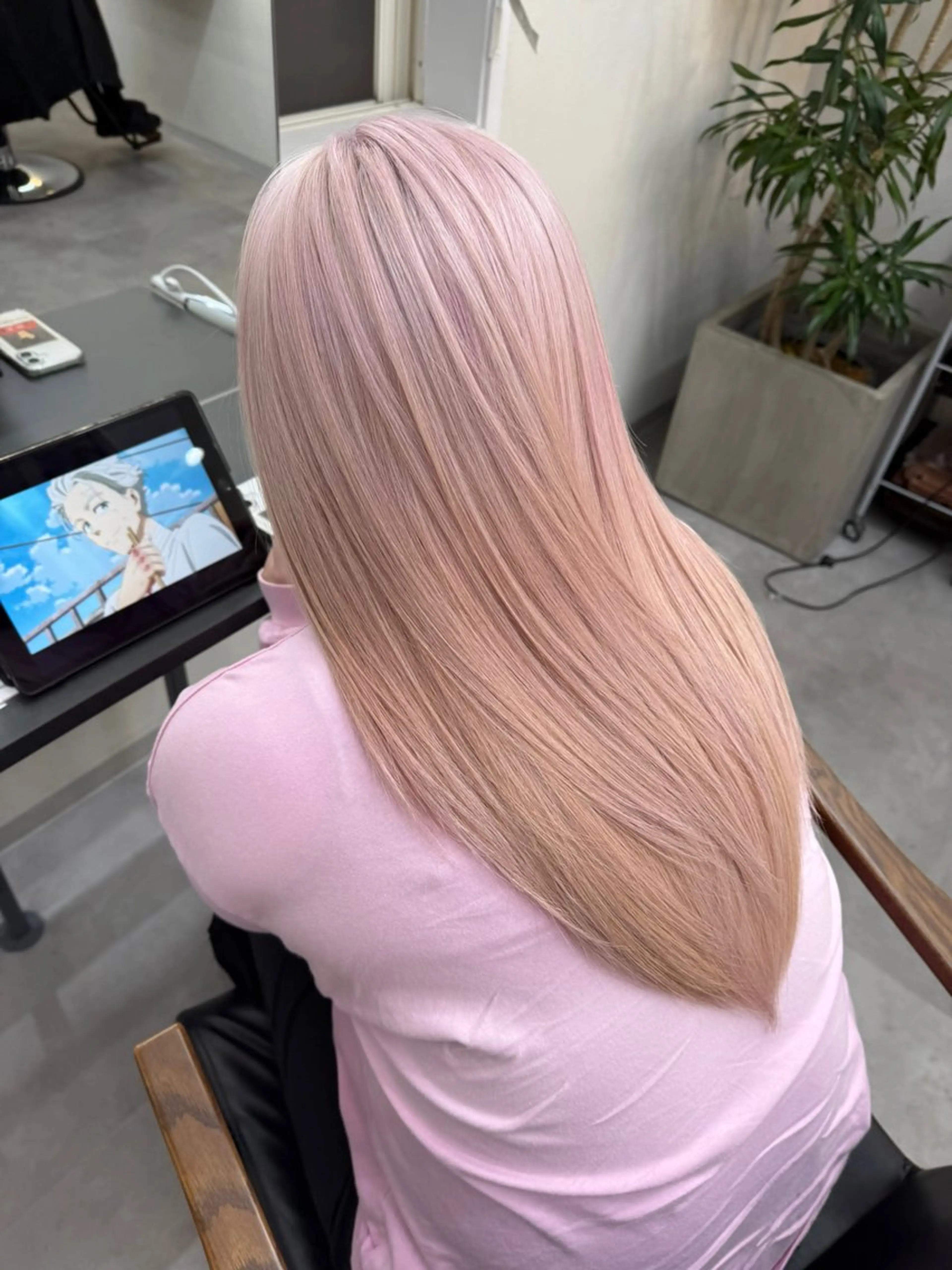 ロング カラー ベージュカラー 透明感カラー ダブルカラー ピンクカラー ピンクベージュ ヘアカラー トリートメント RIENS♡xrea 山本優舞のヘアスタイル