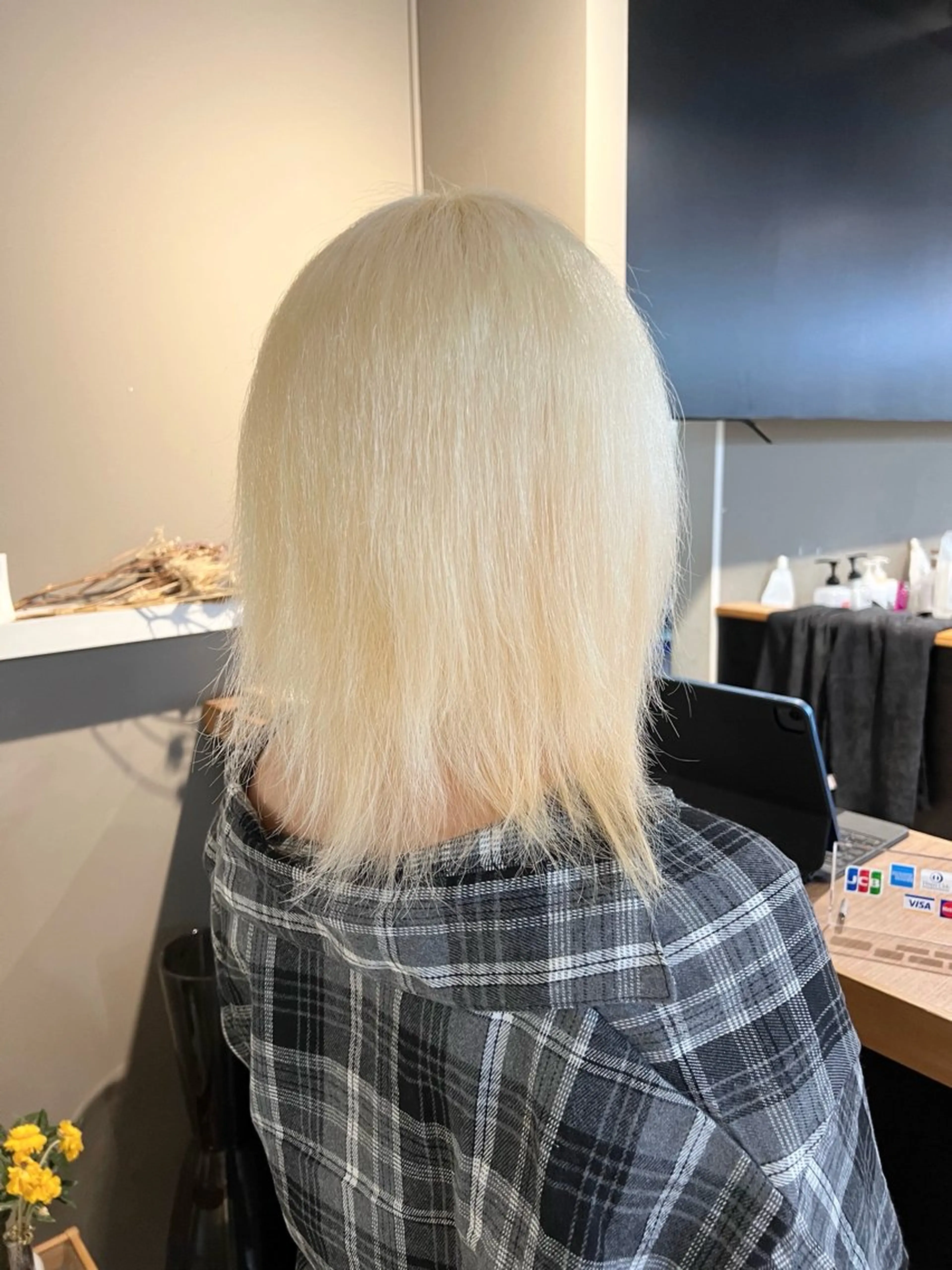 ミディアム カラー daiki 原宿のヘアスタイル