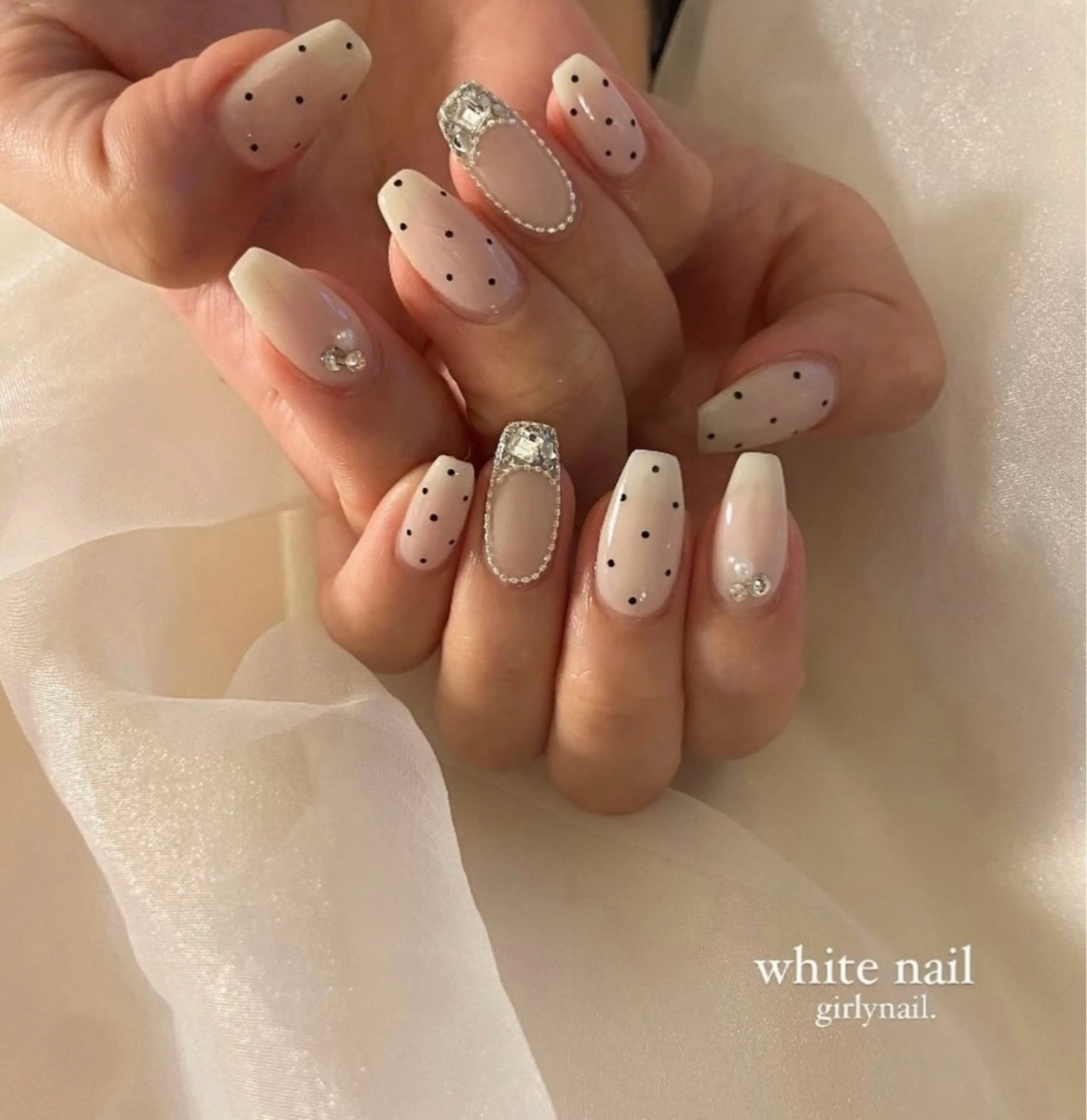 ネイル Lunéil 韓国×ニュアンス特化のネイルデザイン