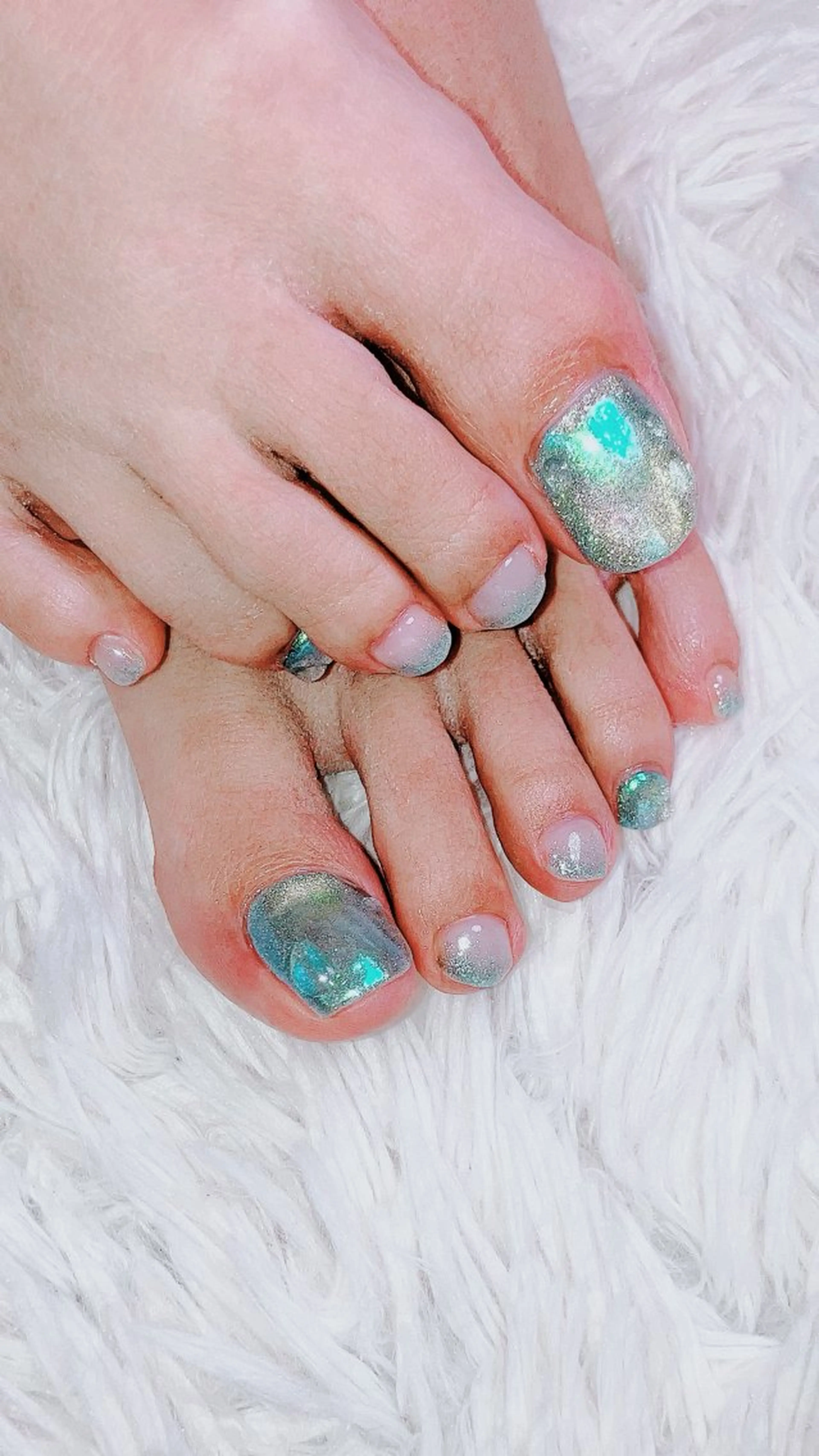 ネイル フットネイル haleyume所属・shino🌟 痛ネイルのネイルデザイン