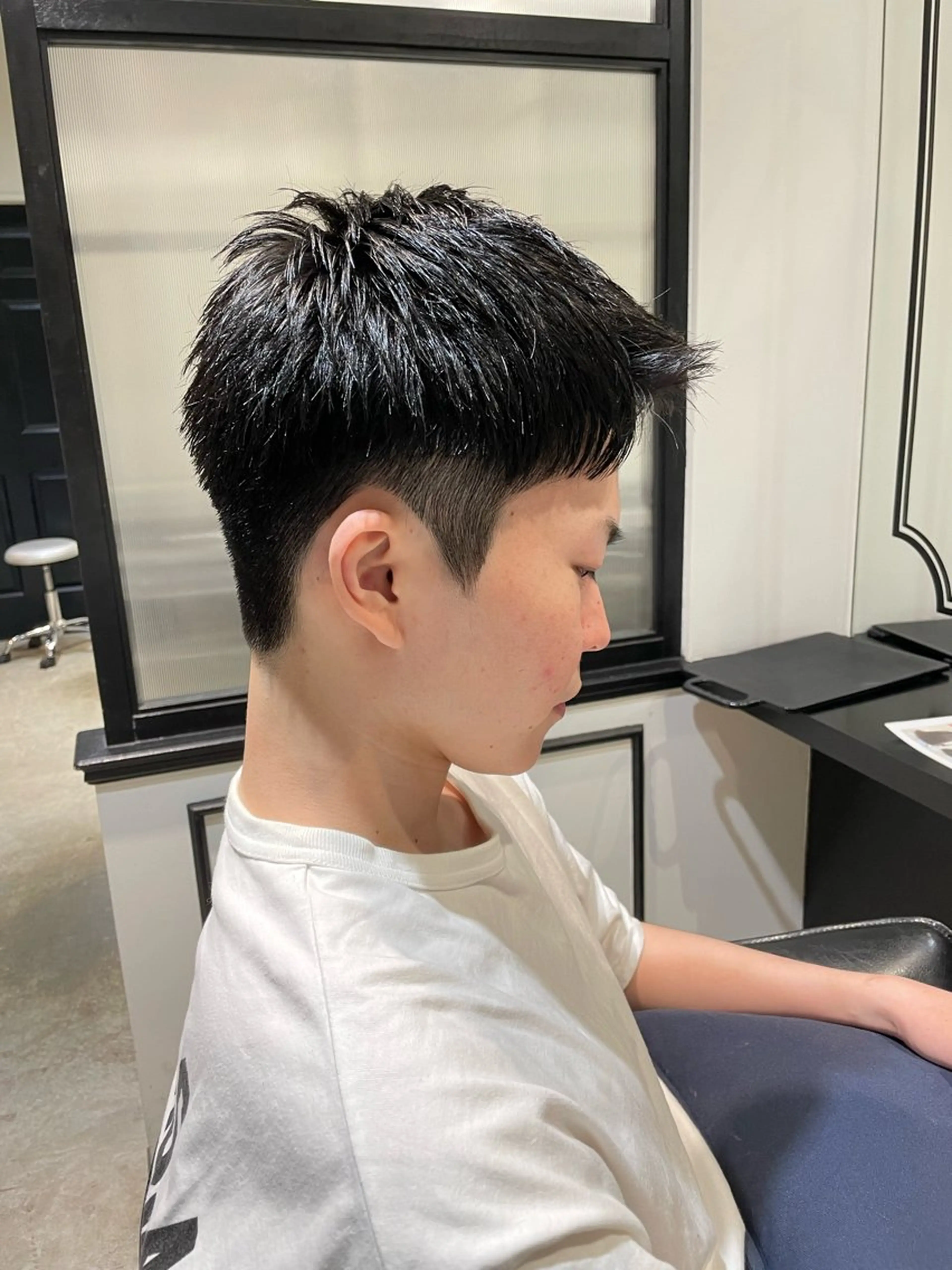 ショート メンズ アップバング 刈り上げ ショートヘア feliz🤍 RINAのマツエク・マツパデザイン