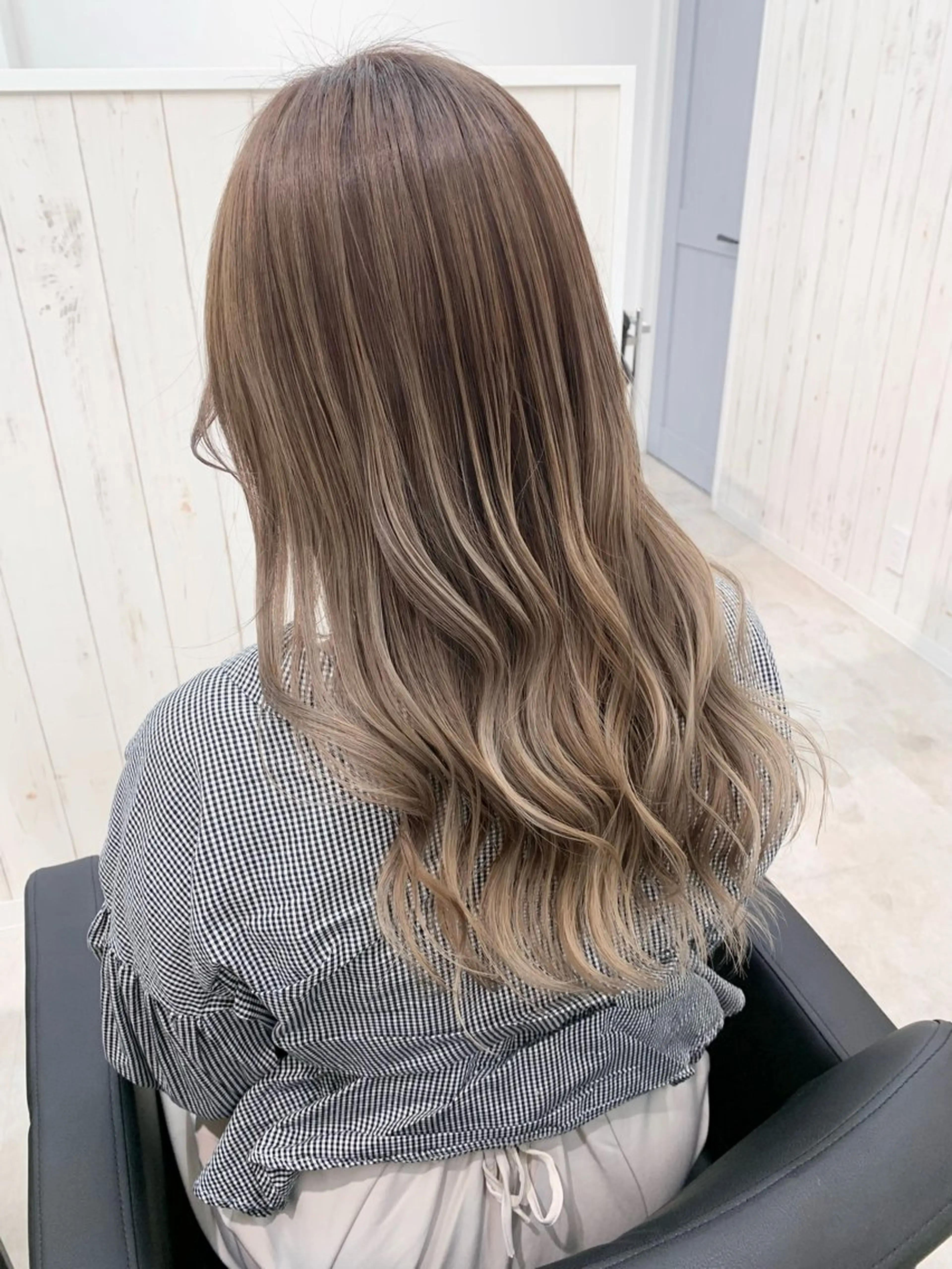 【期間限定✨️】バレイヤージュカラーの写真