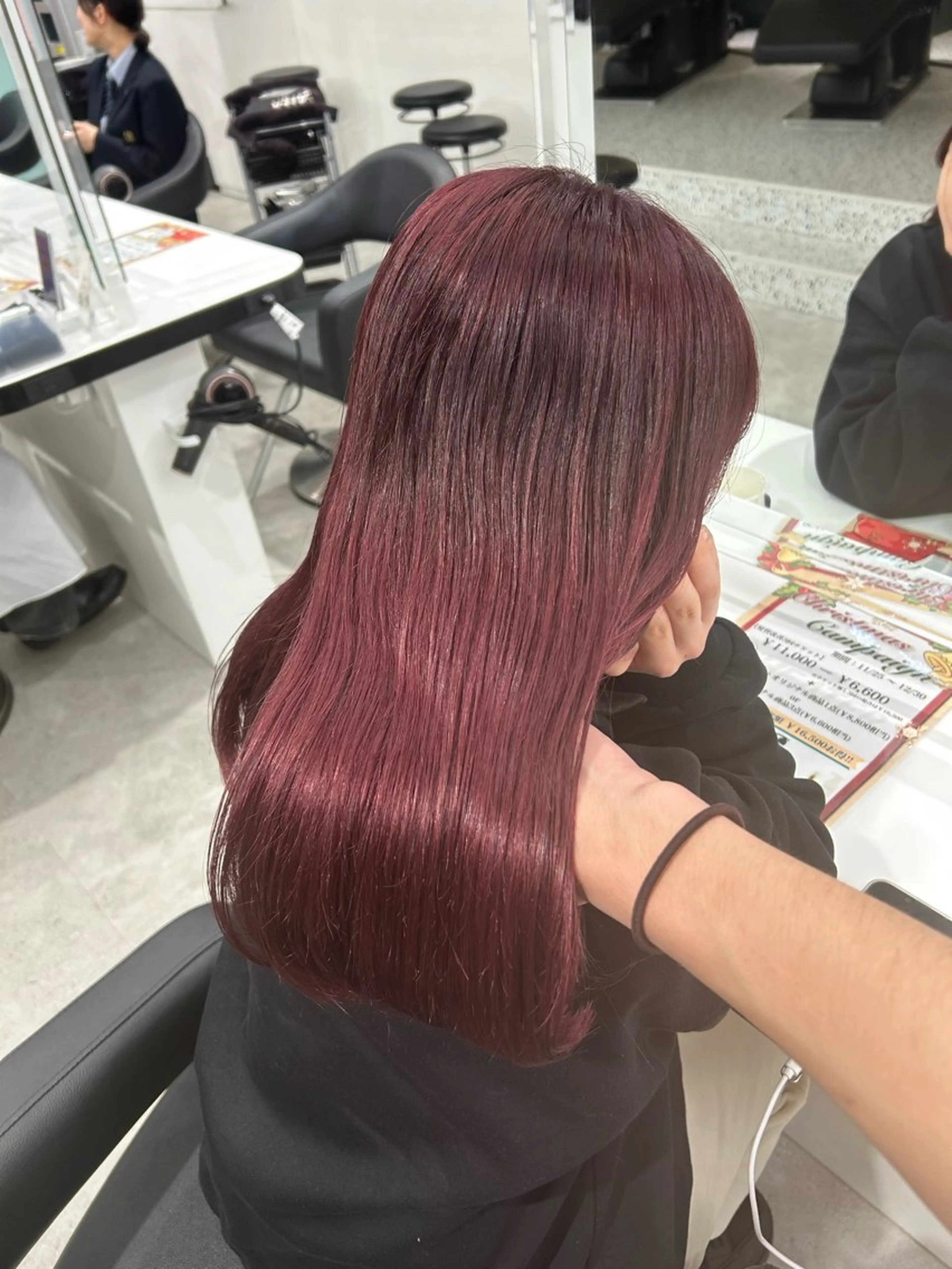 ロング カラー エフェクトブリーチ／ レイヤーカット／翔のヘアスタイル