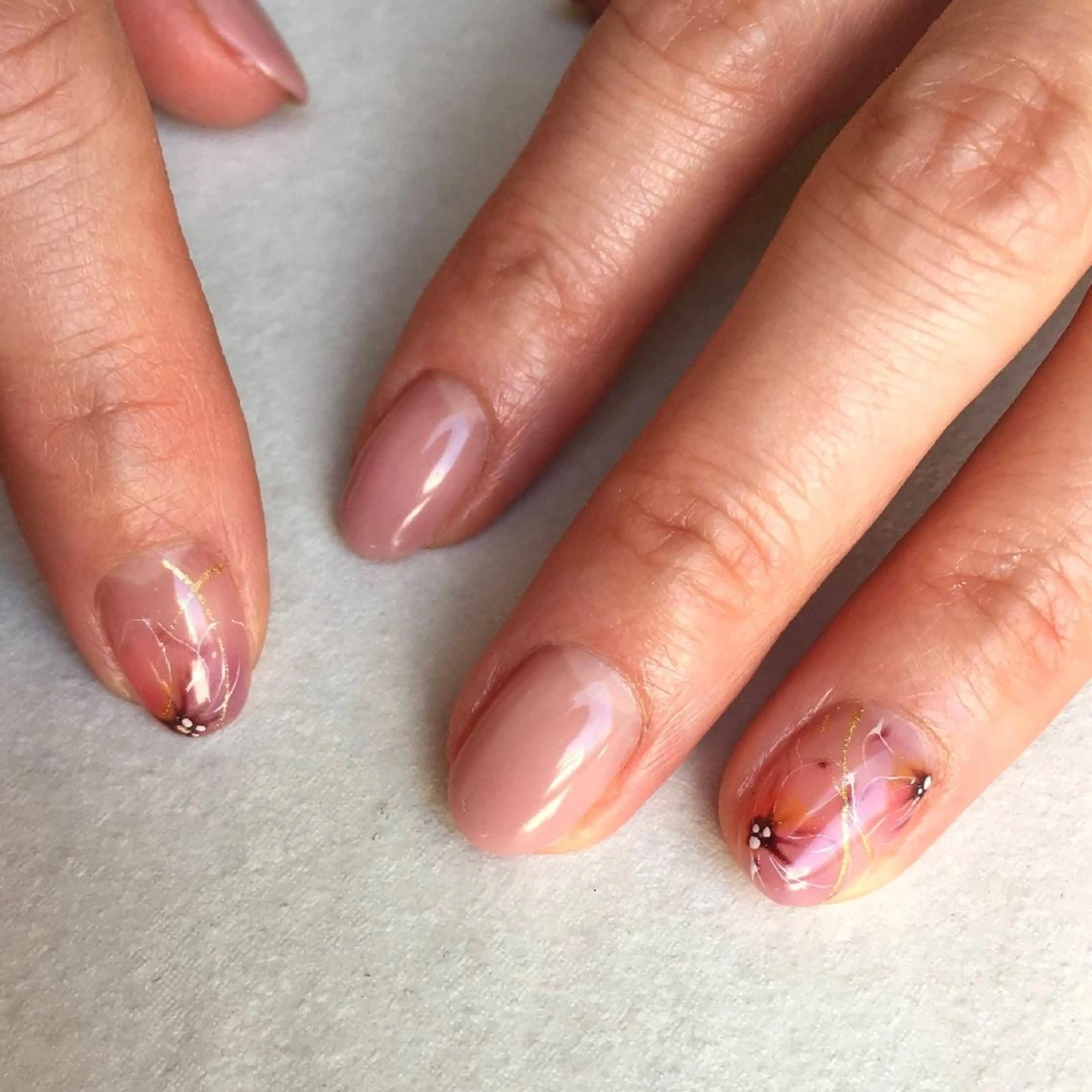 ネイル フラワーネイル L’atelier Nenuphar所属・nénuphar misaのネイルデザイン