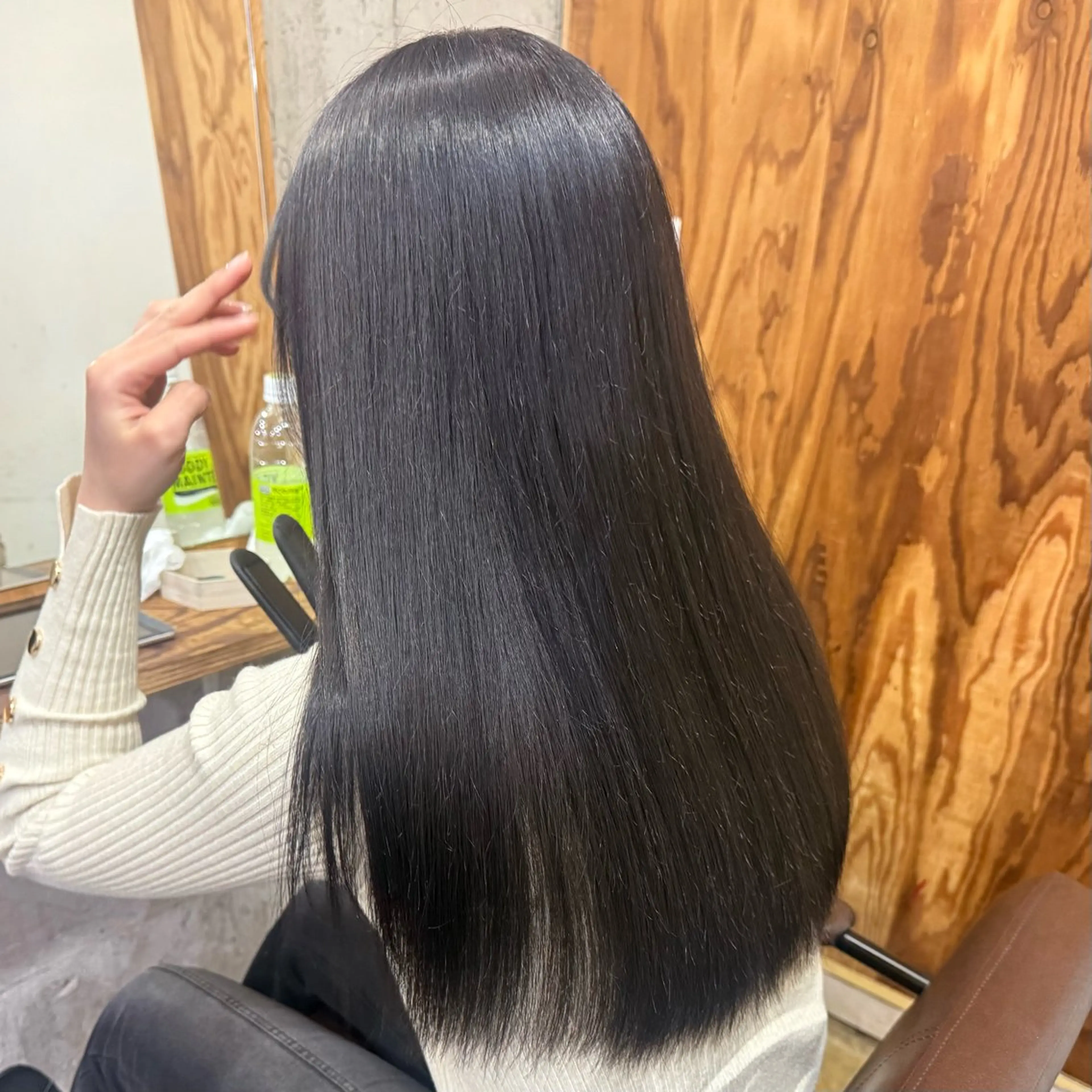 ロング カラー ブリーチ グレージュ ラベンダーカラー ラベンダーグレージュ ラベンダーグレー ヘアカラー トリートメント ふかたさや🌟 艶感カラー🌟のヘアスタイル