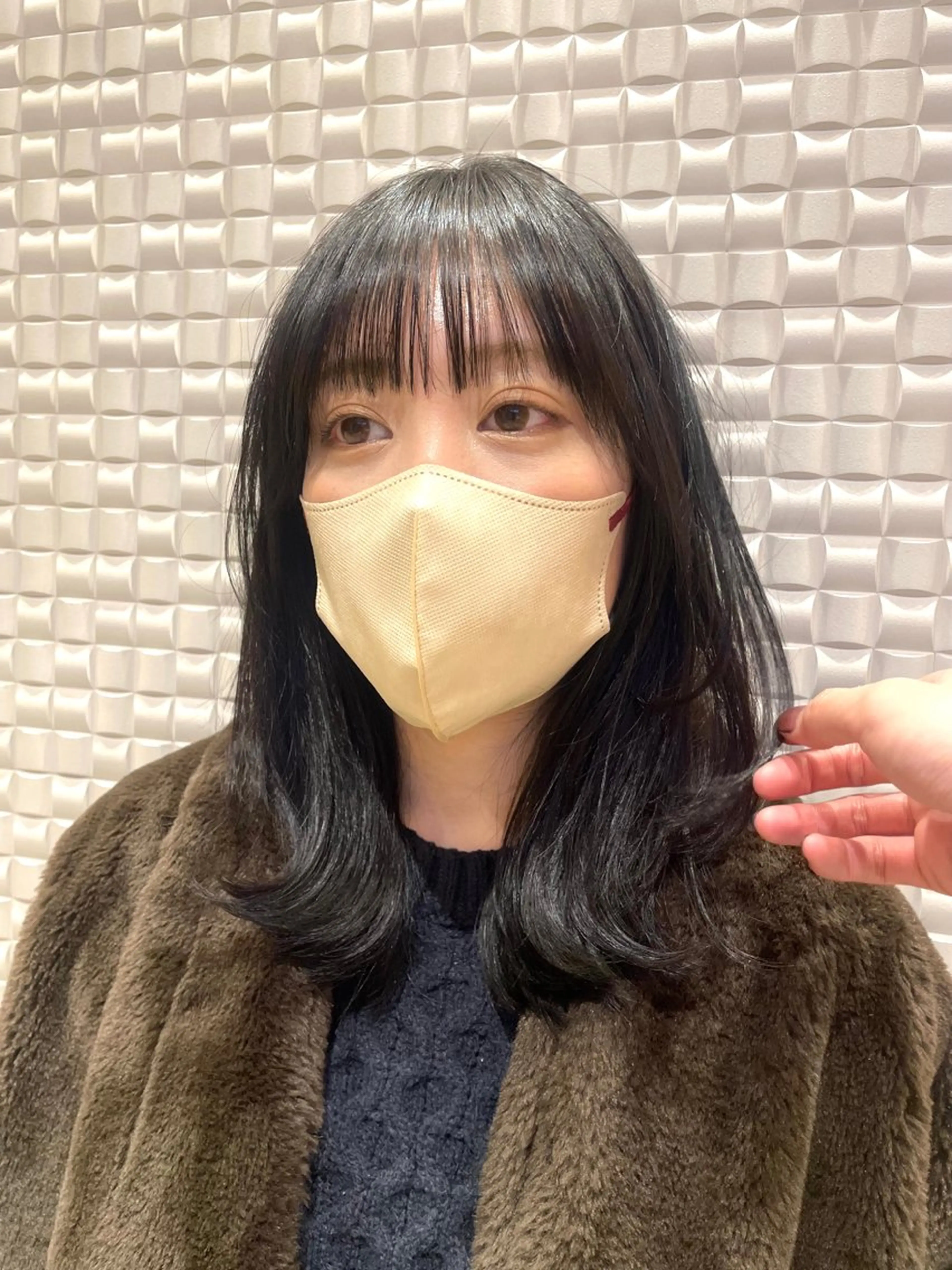 ミディアム カラー 顔周りカット レイヤーカット ren ボブロブ/ミディアムのヘアスタイル