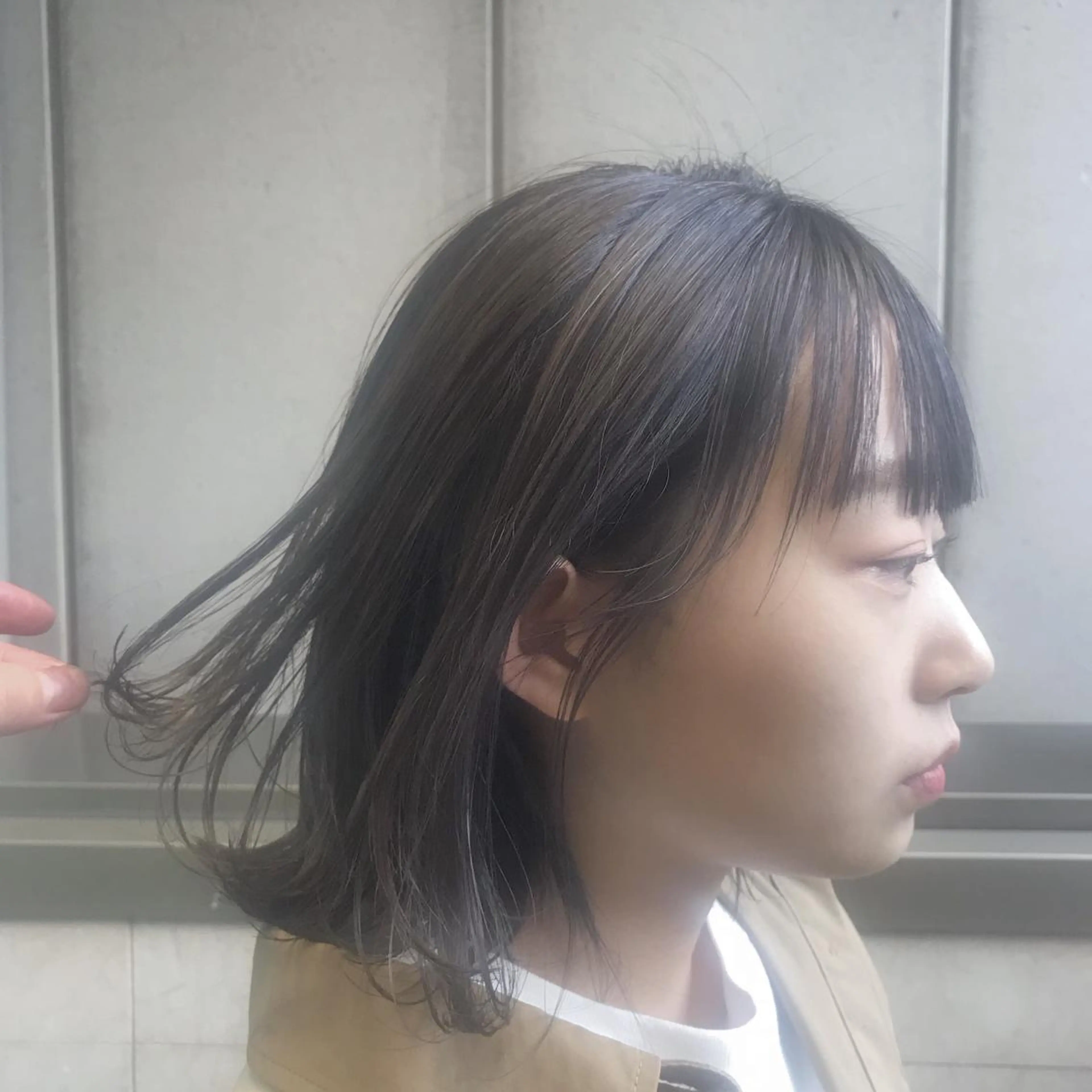 ミディアム DopeLIT モデル募集中のヘアスタイル