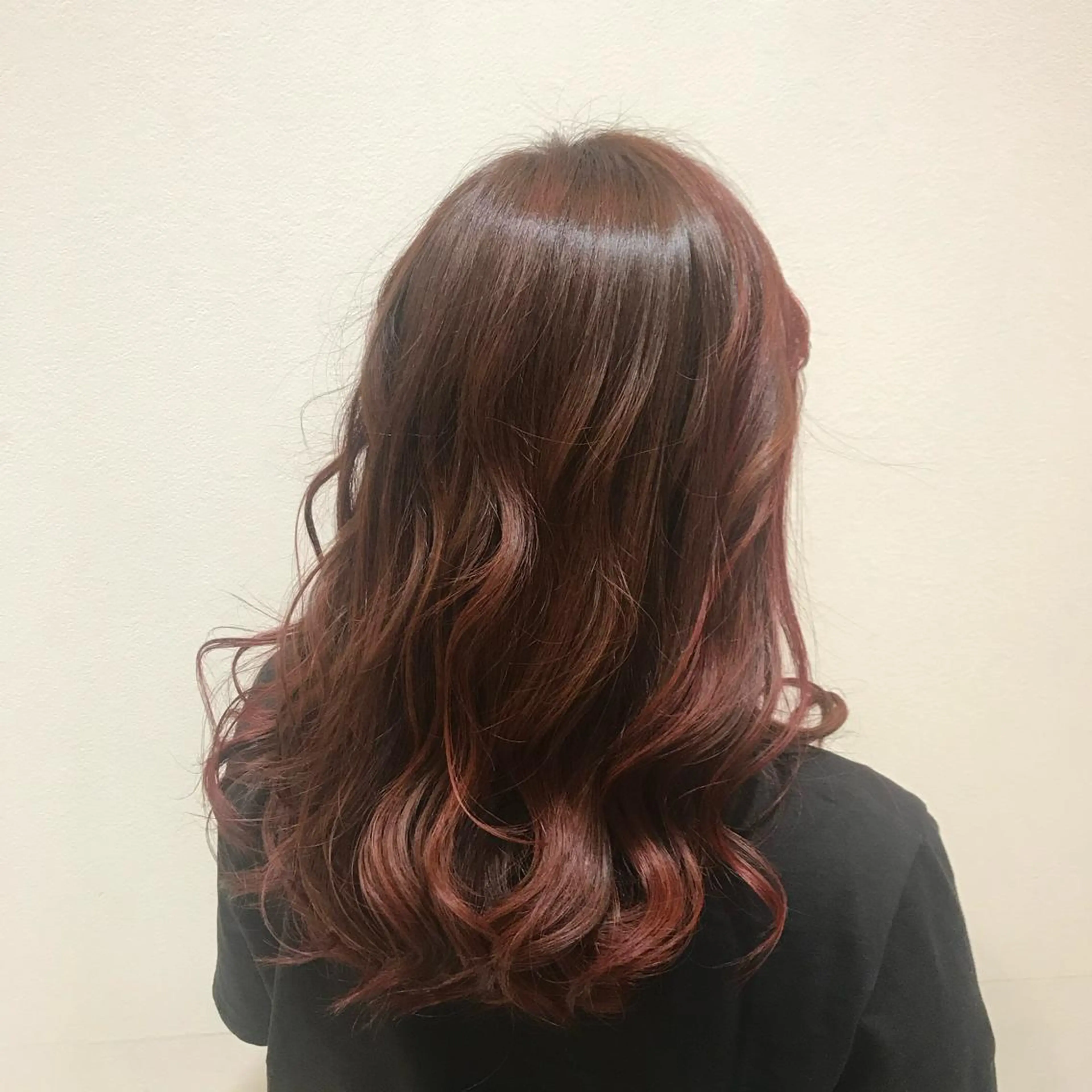 ロング カラー オレンジ カット ヘアカラー 阿部 響香のヘアスタイル