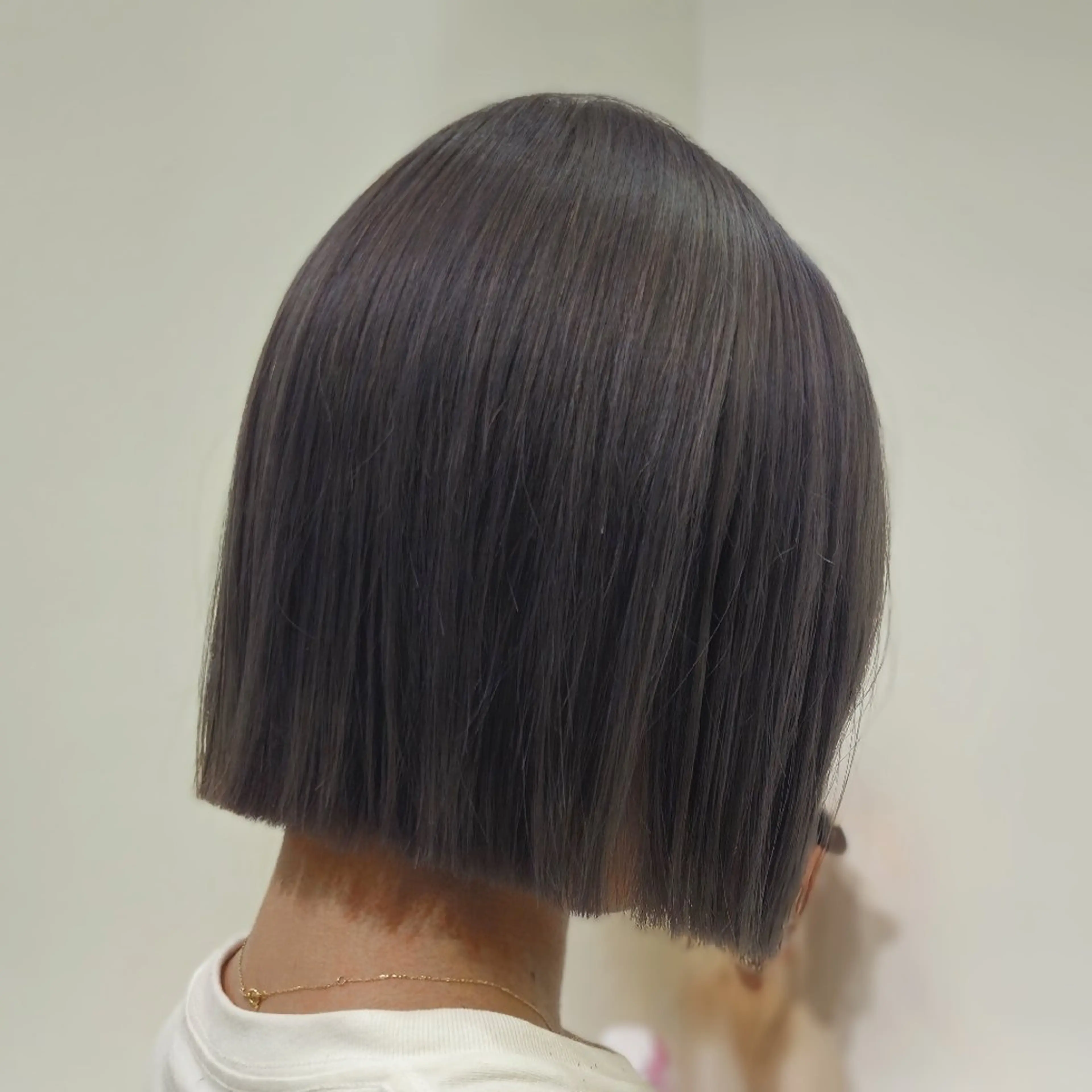 ショート カラー 切りっぱなしボブ 透明感カラー ボブ ill 天神大名所属・YOKUTO 透明感カラーボブ特化のヘアスタイル