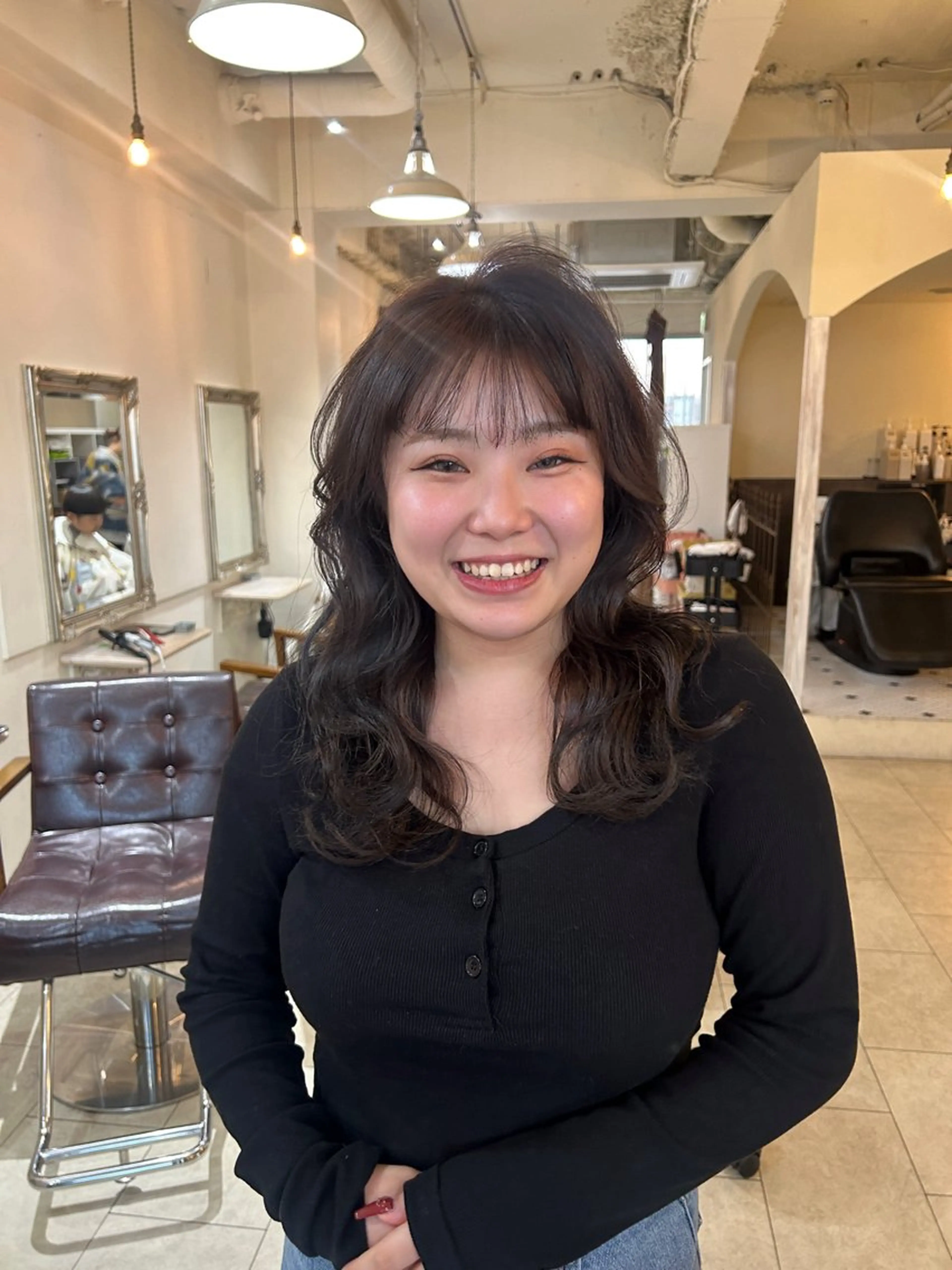 ロング Maho/海外 レイヤー/ハイトーンのヘアスタイル