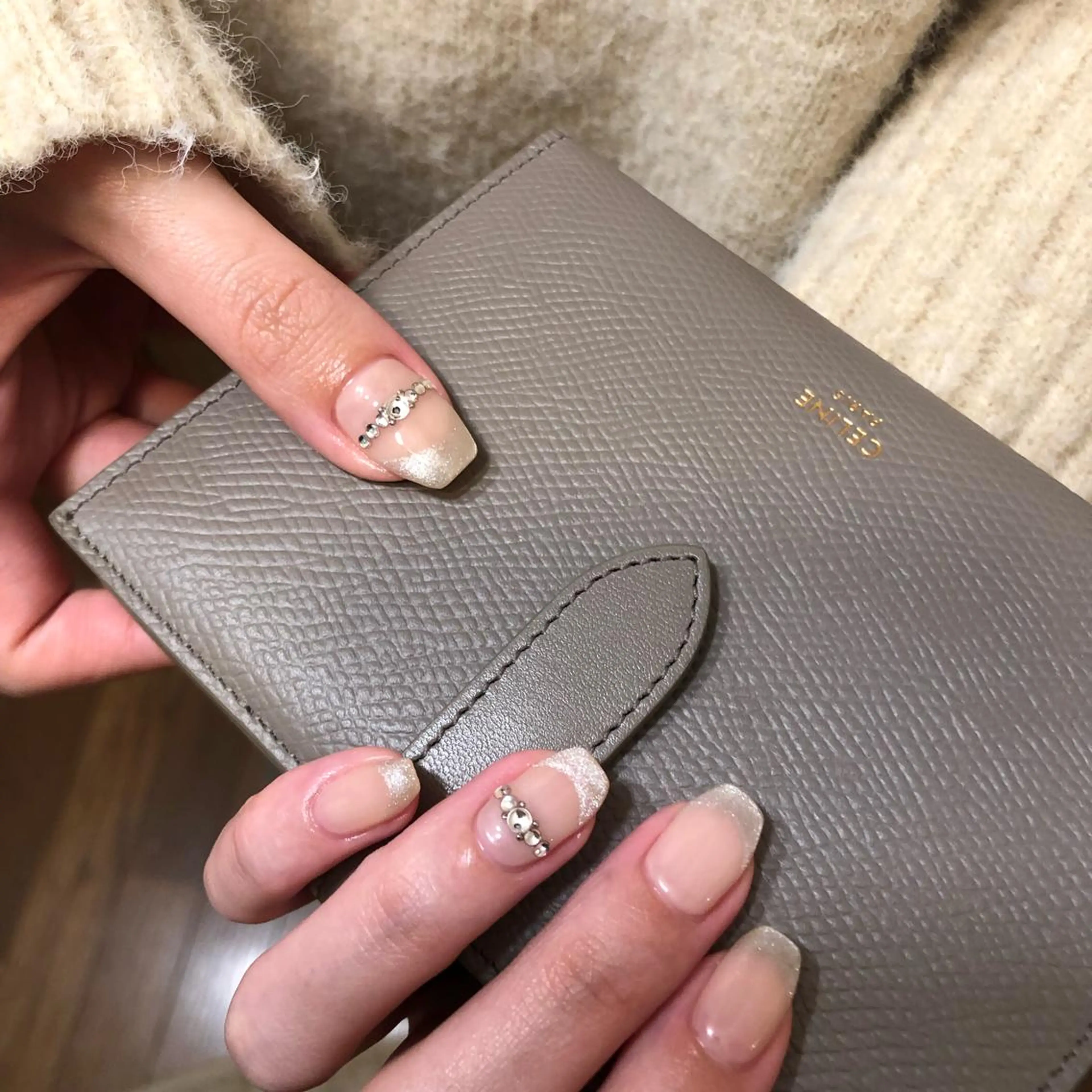 ネイル ハンドネイル フットネイル ハンドケア Nes.Nail所属・Miyagi Asamiのネイルデザイン