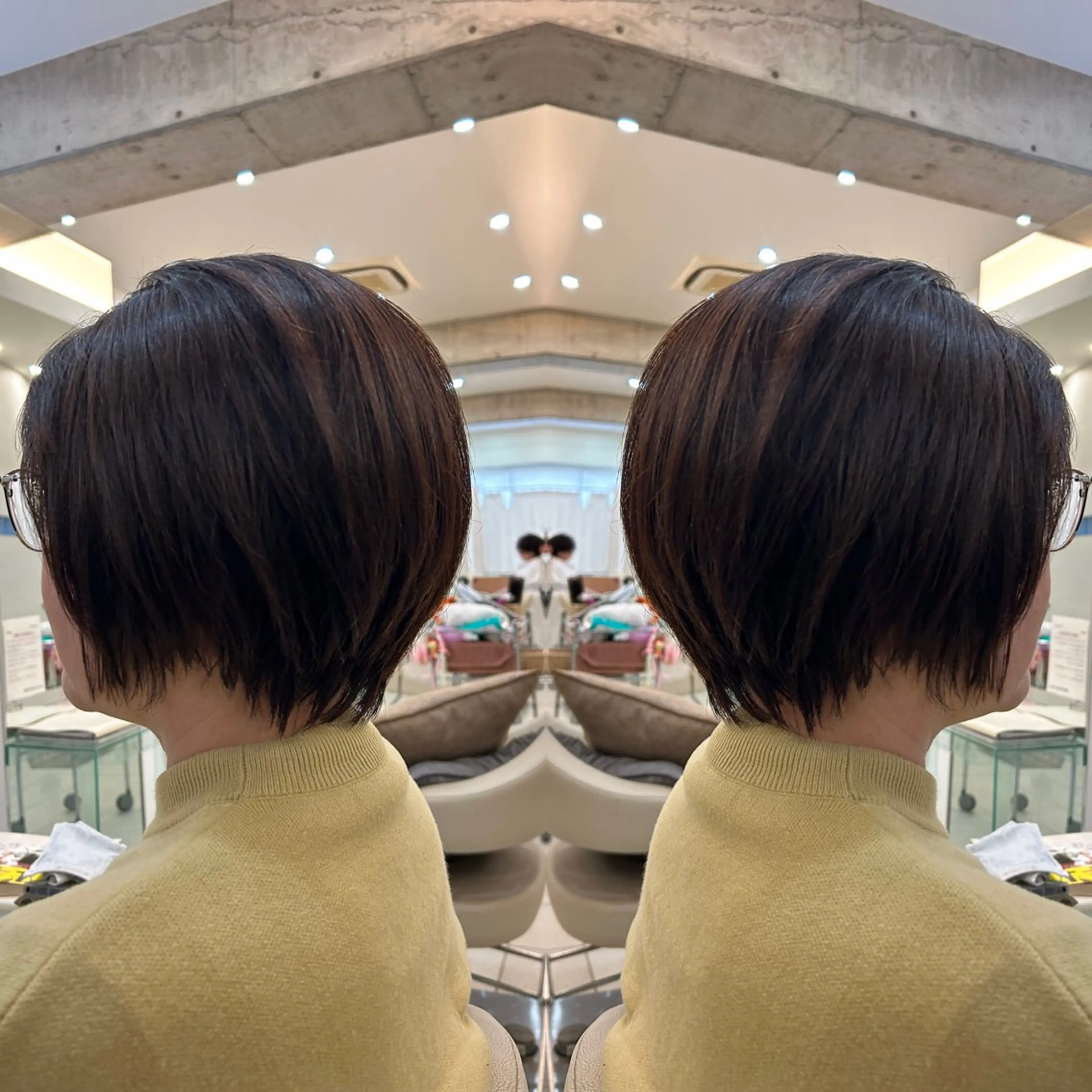 ショート カット ヘアカラー 似合わせ アヤナのヘアスタイル