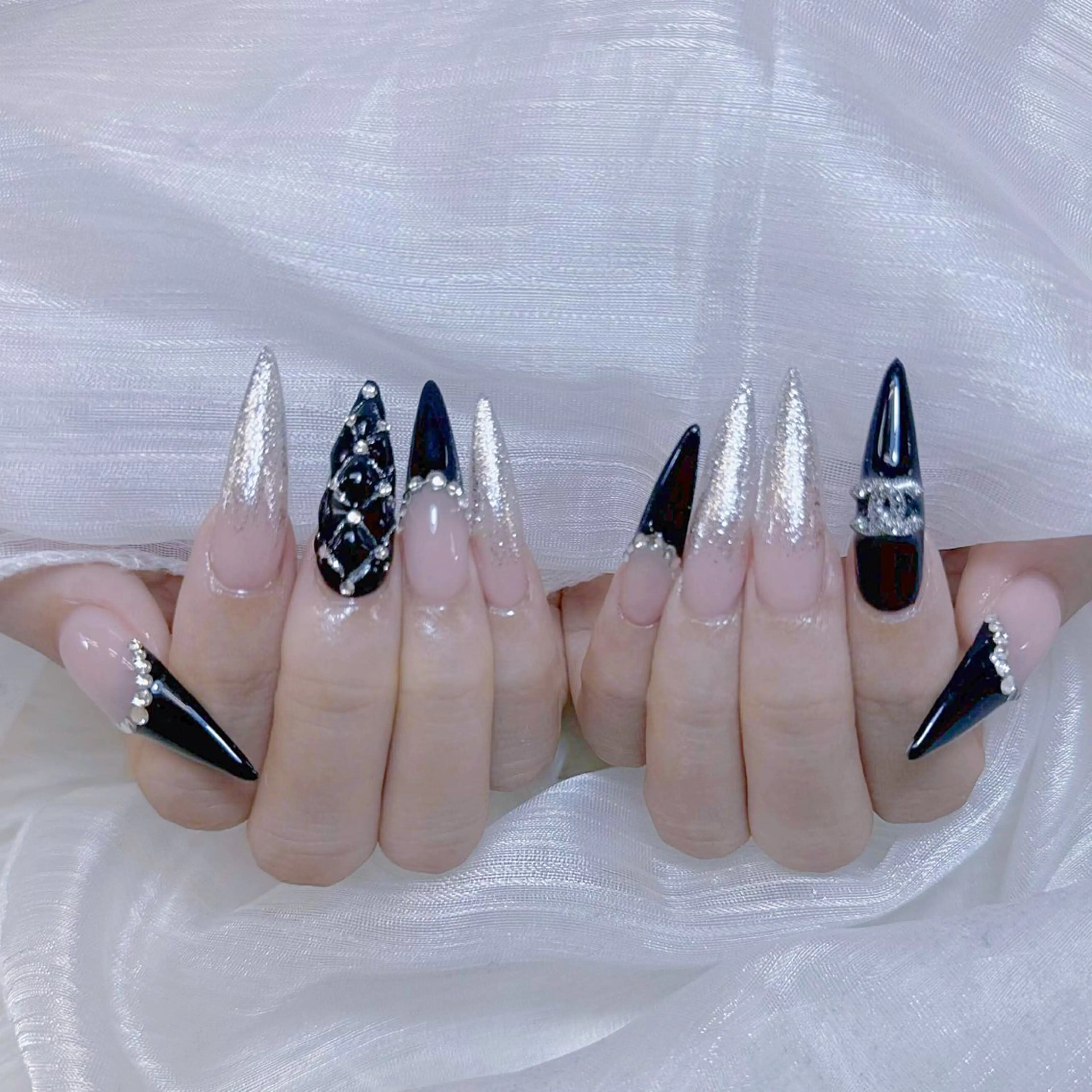 ネイル ハンドネイル Anh 高田馬場のネイルデザイン