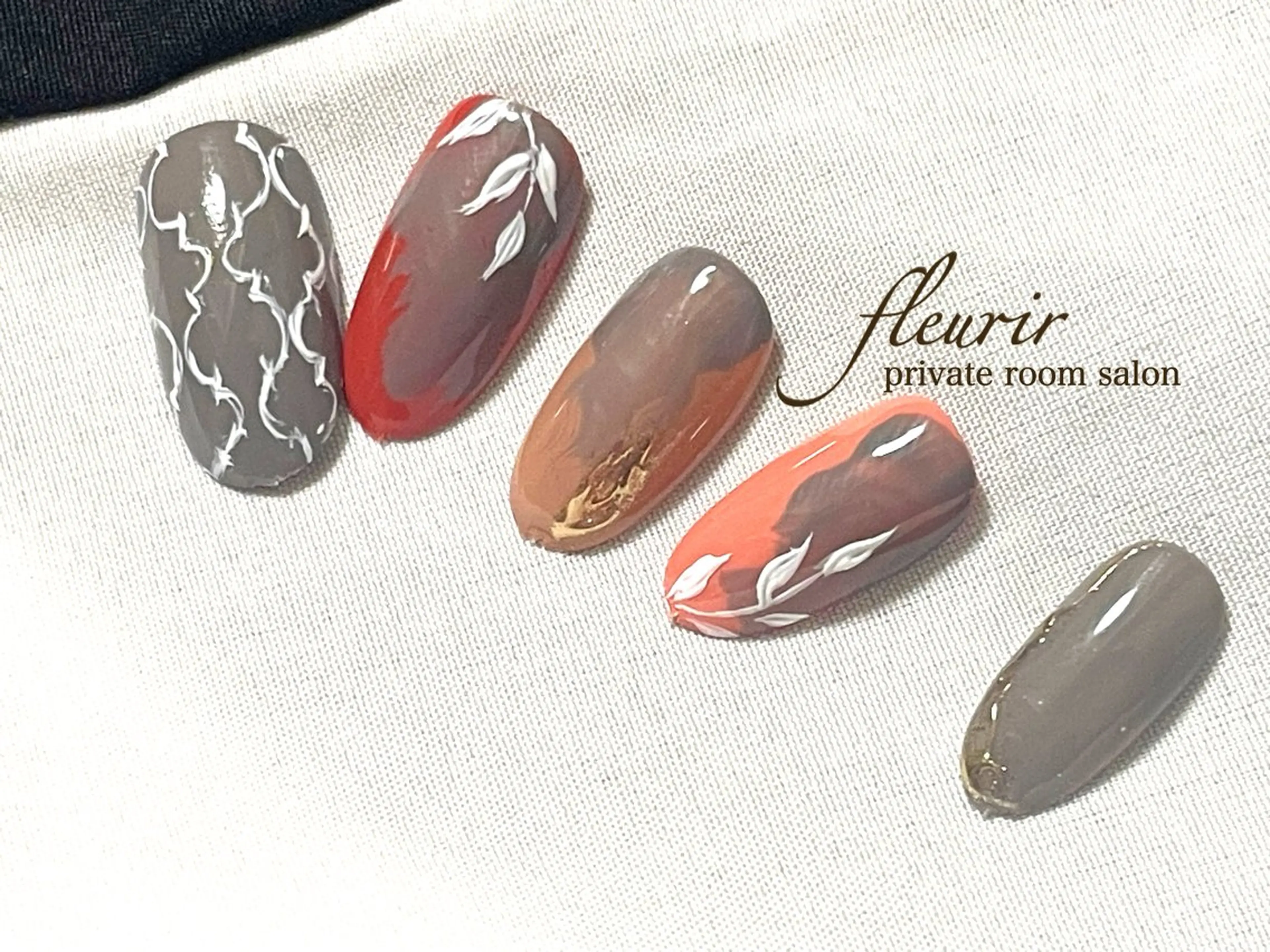 ネイル アートネイル ゴールド ミラーネイル ハンドネイル フルリール 【プライベートサロンのネイルデザイン