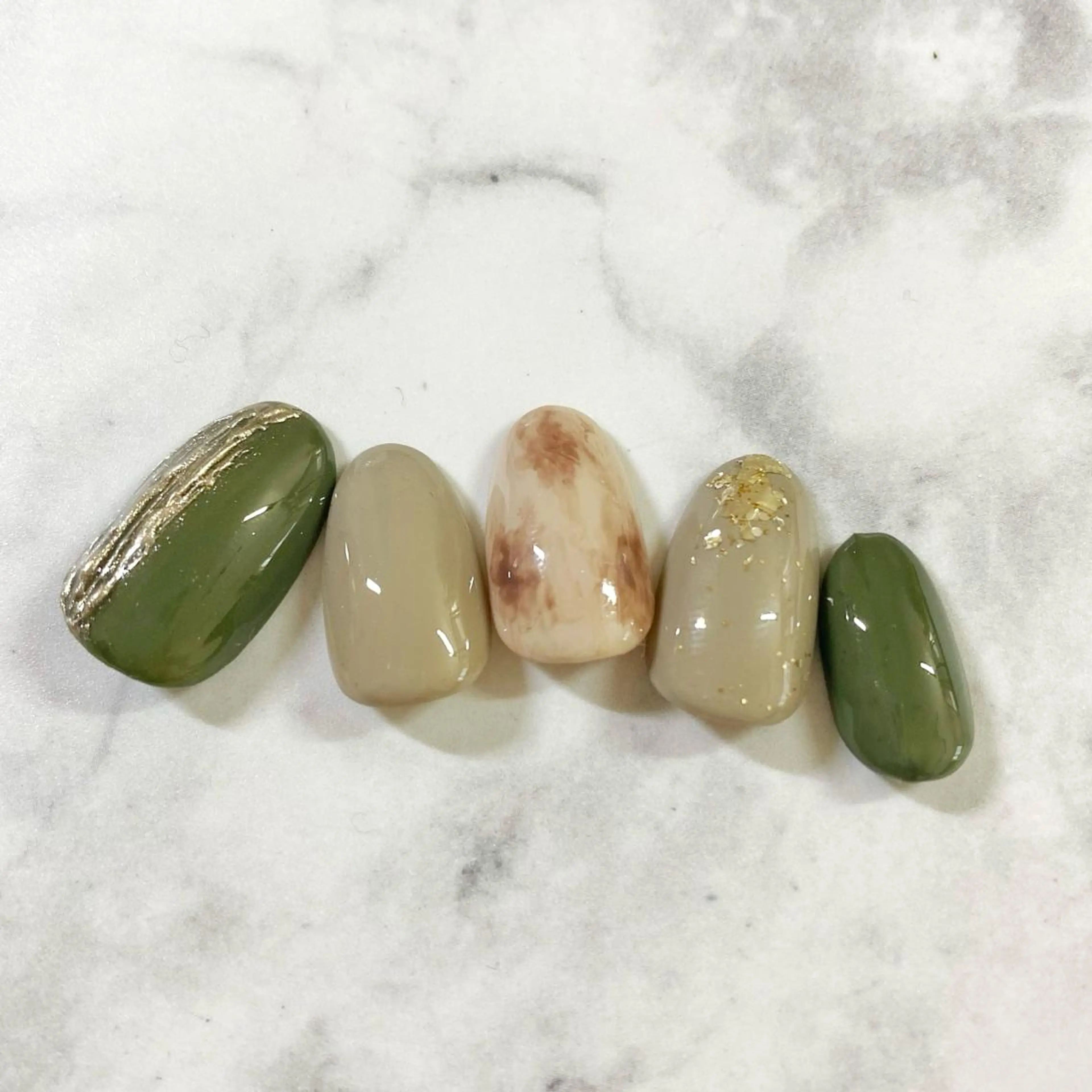 ネイル ISHIHARA KANAのネイルデザイン