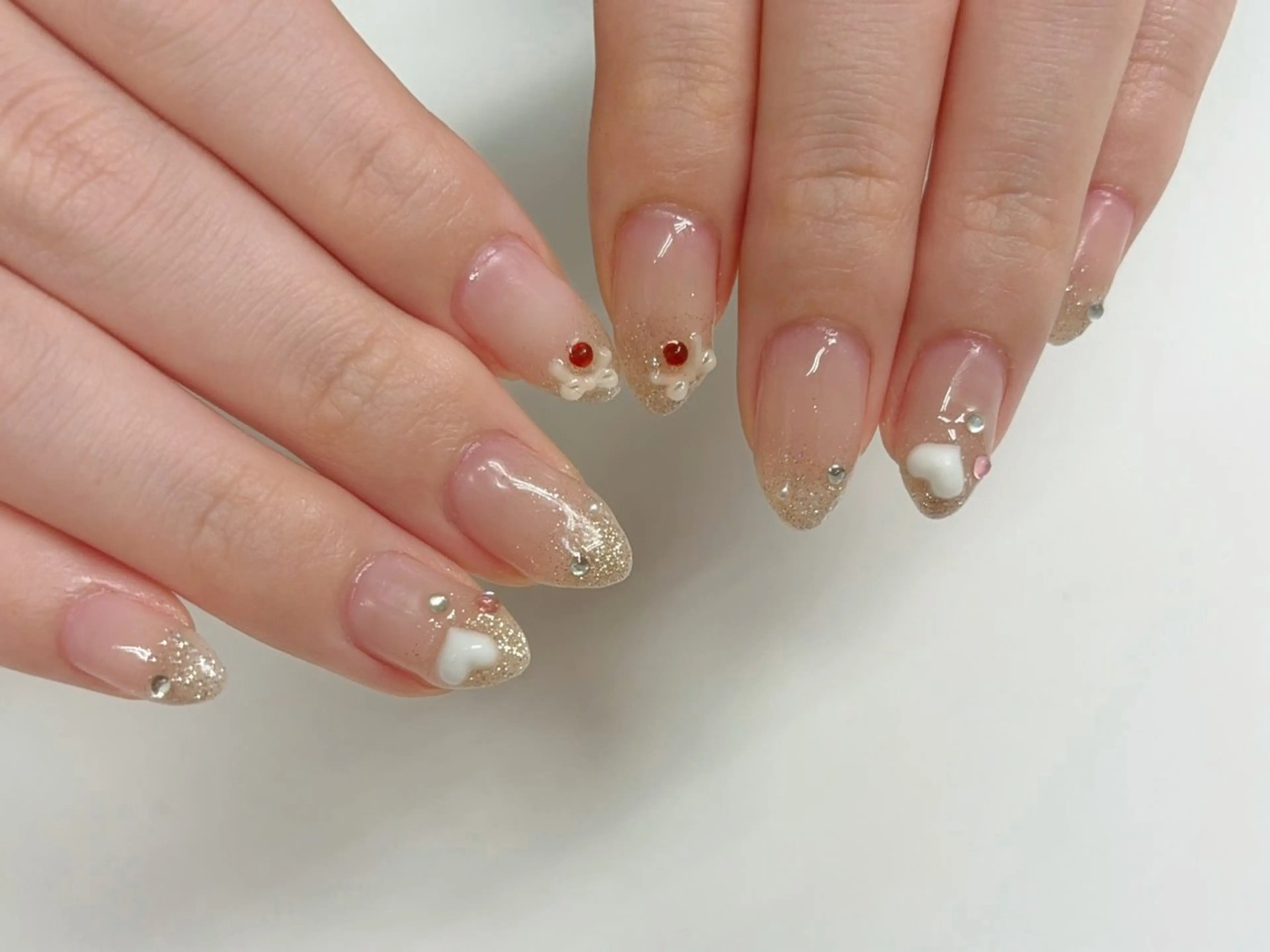 ネイル ハンドネイル cream nail salon所属・Crème Studioのネイルデザイン