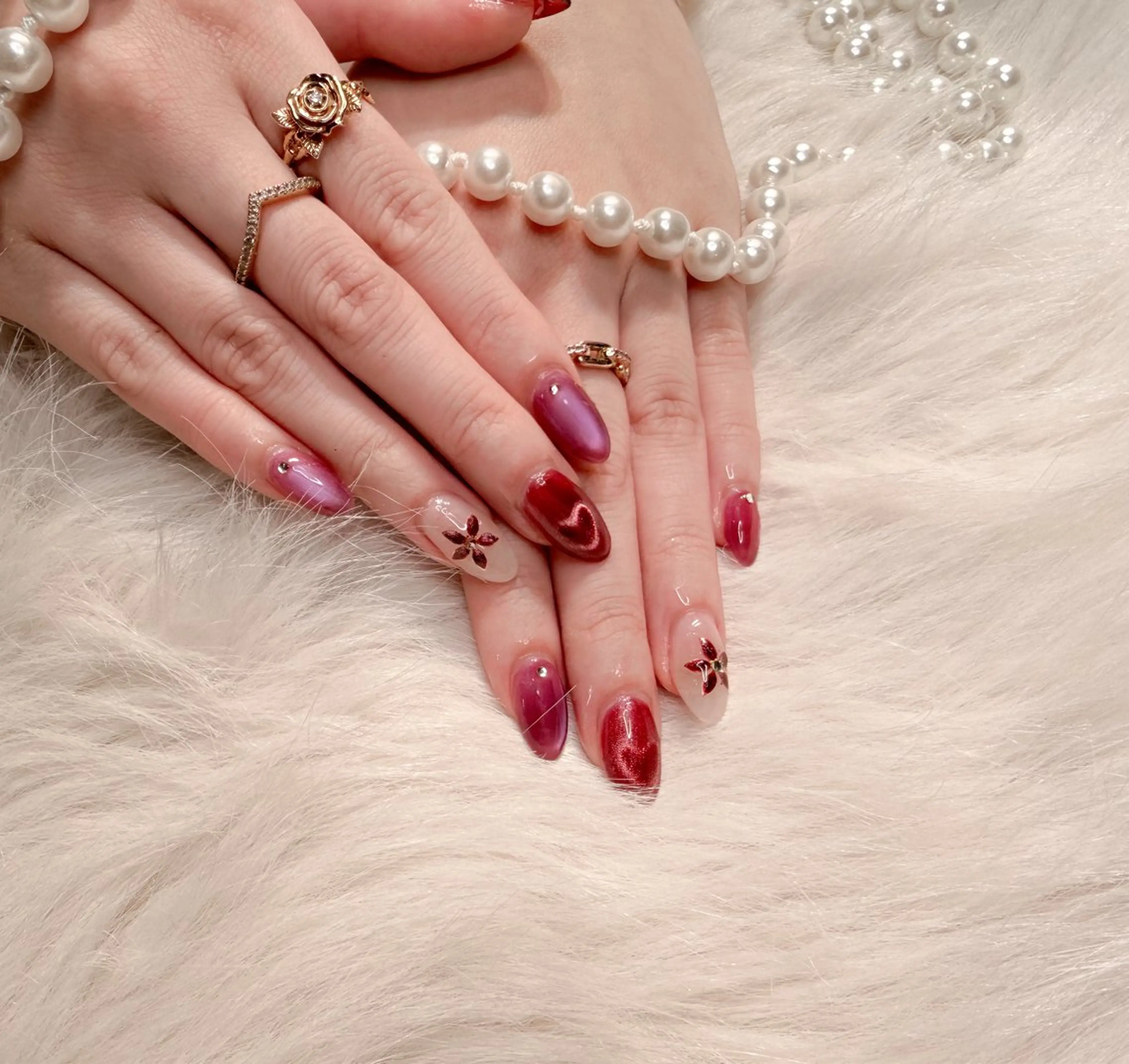 ネイル リボン、ガーリー パーツ放題専門店のネイルデザイン