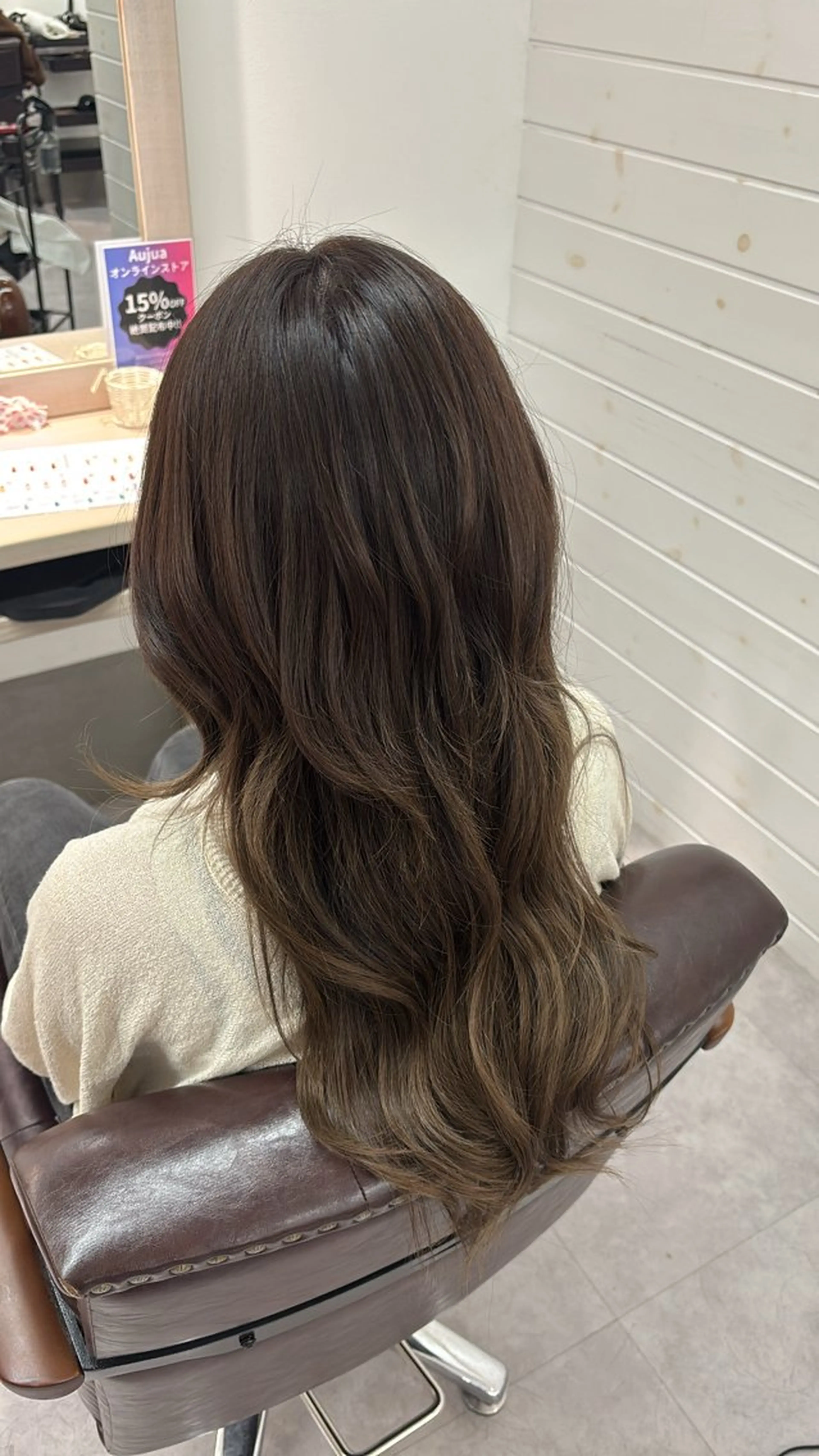 ロング 岩本 遥加のヘアスタイル