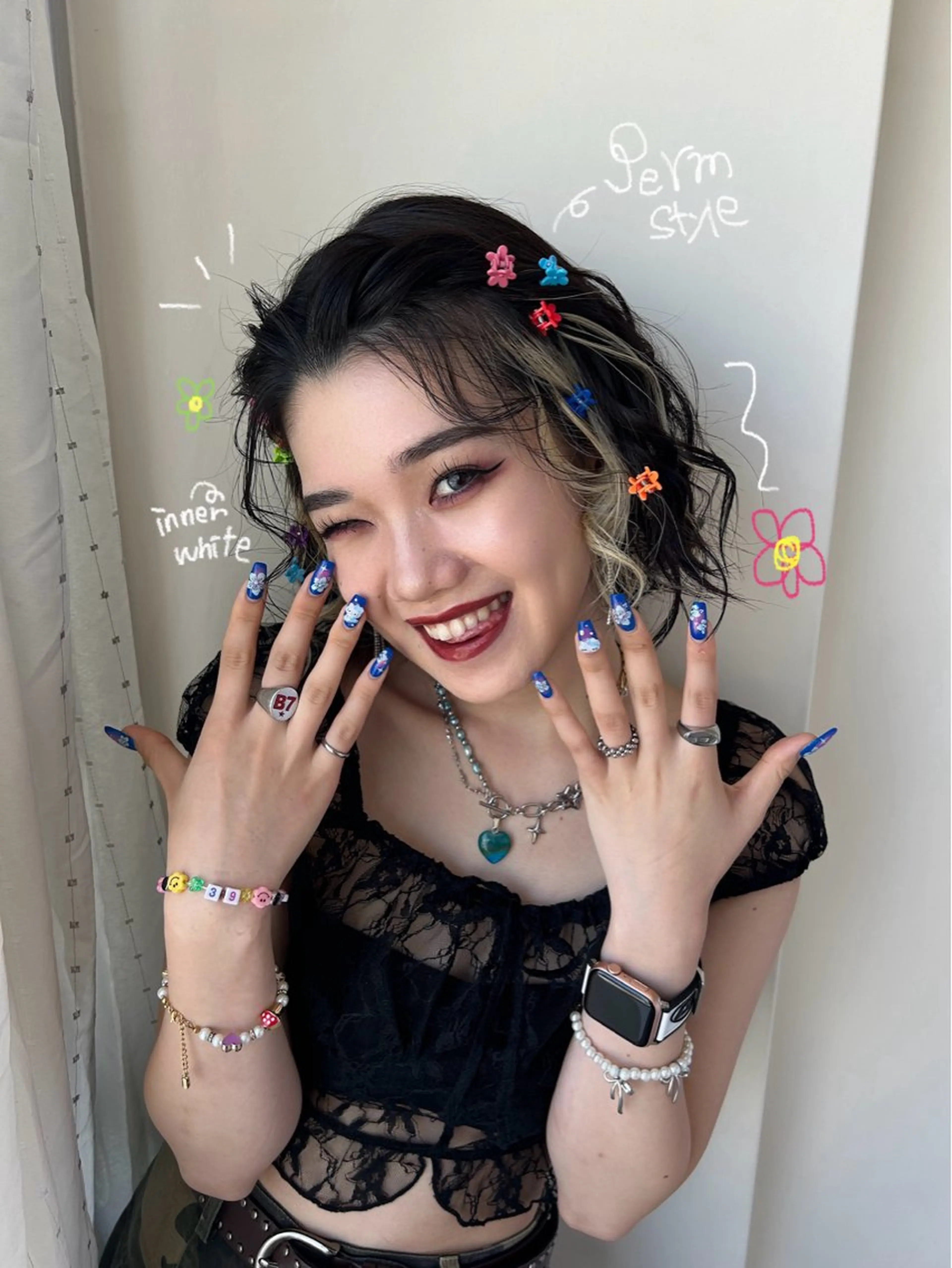 ヘアアレンジ Maho/海外 レイヤー/ハイトーンのヘアスタイル