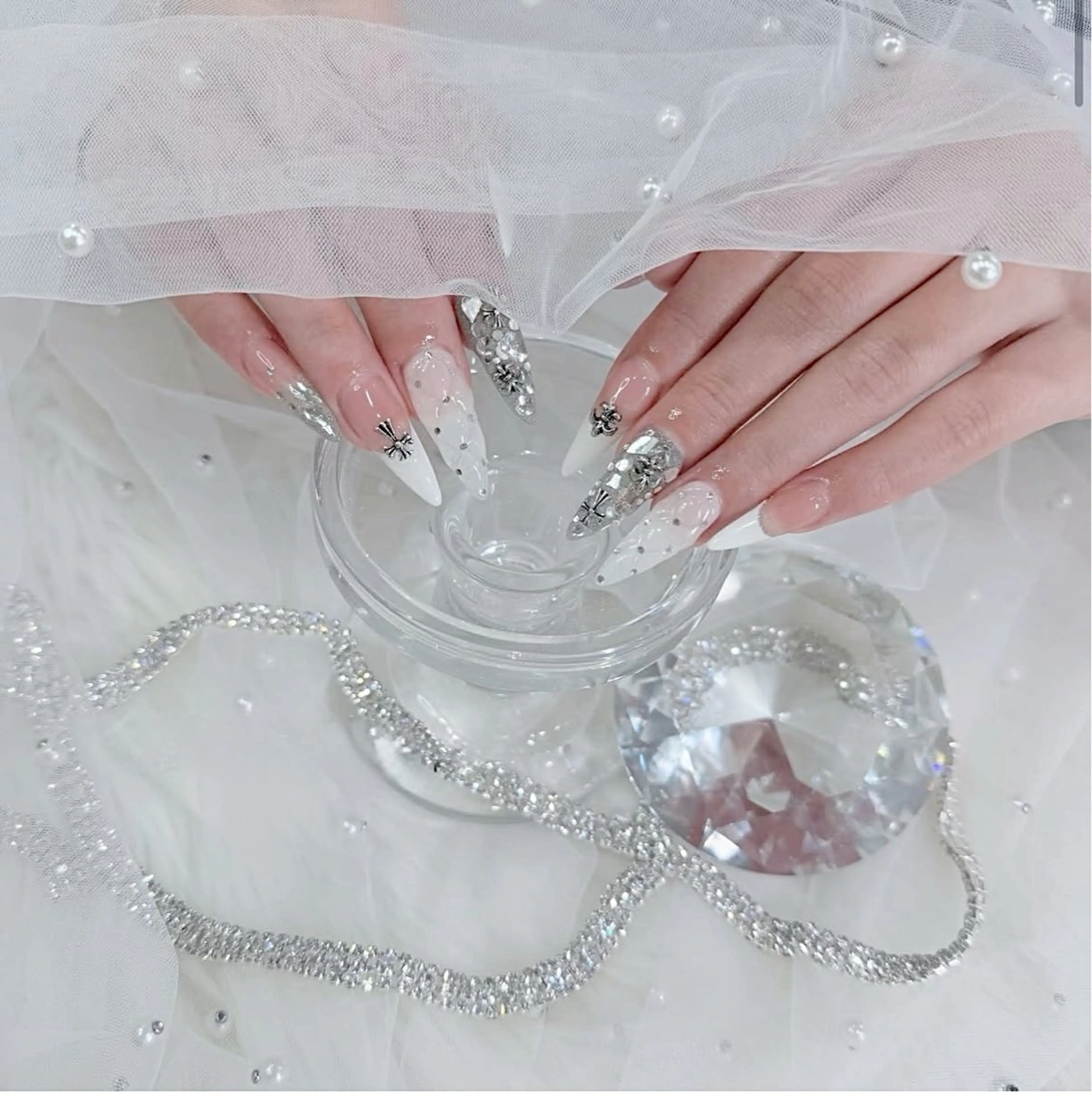 ネイル nail&eyelash Rine所属・Rine 放出 (リネ)のネイルデザイン