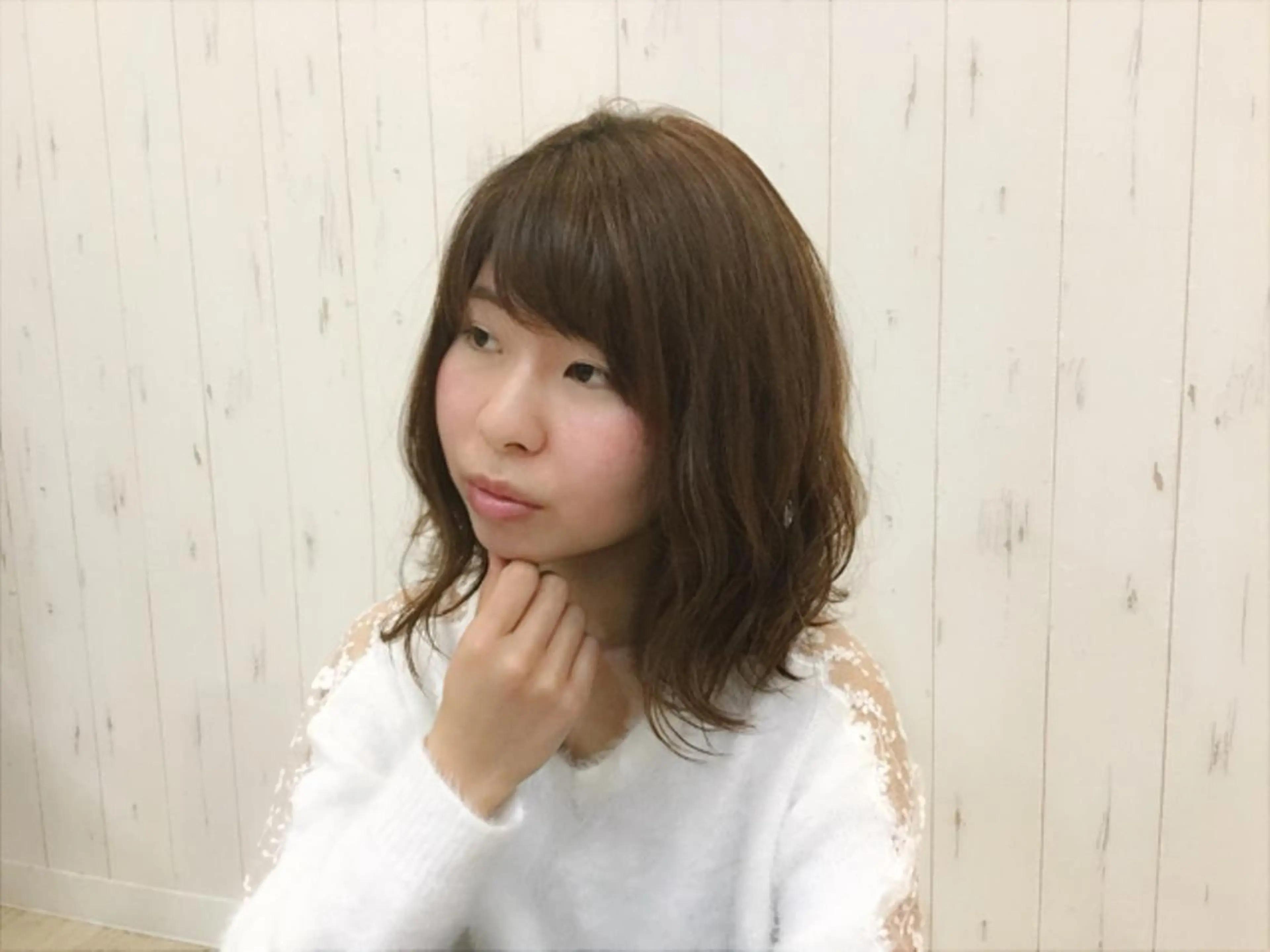 ミディアム KAIzen. tomoのヘアスタイル