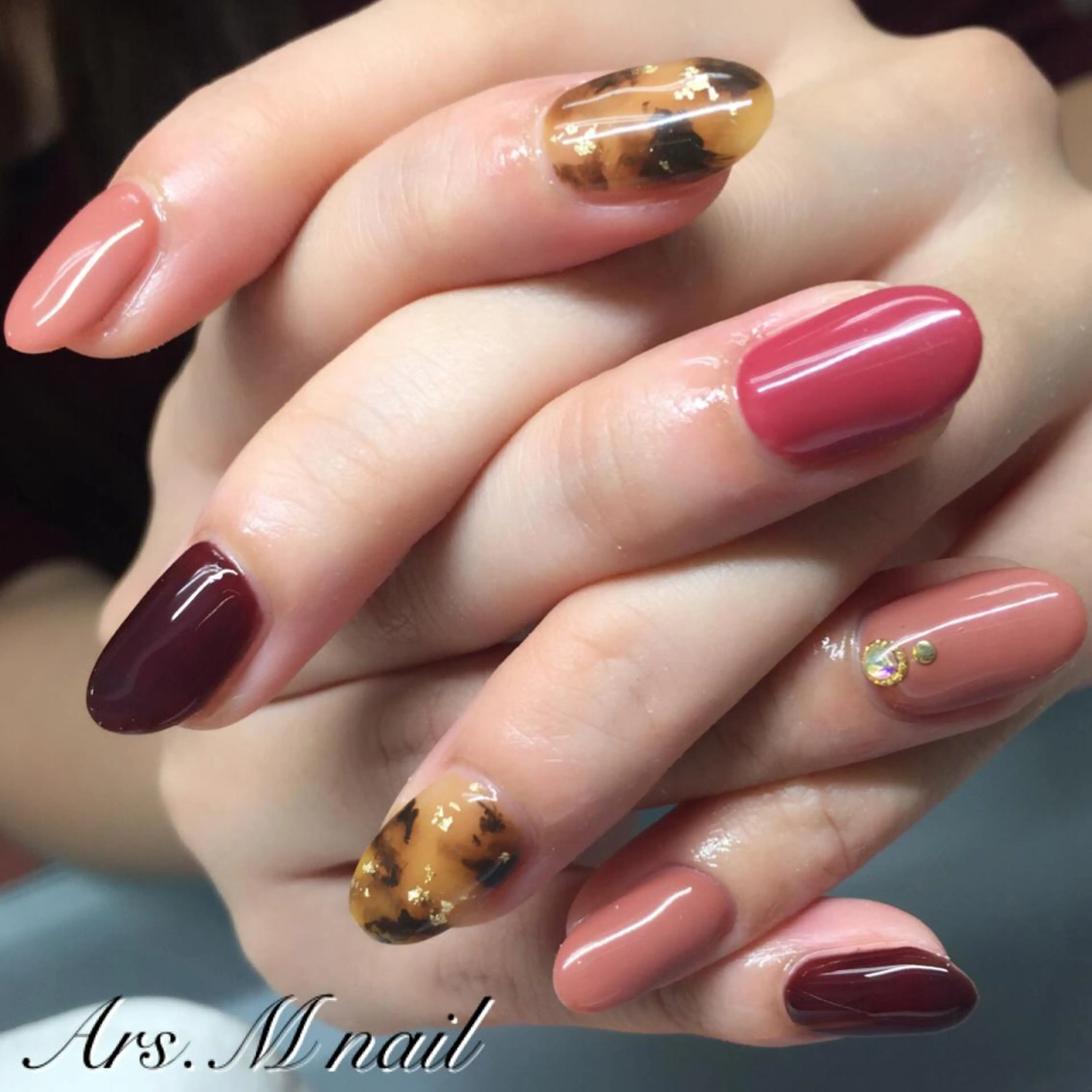 ネイル ストーンネイル ハンドネイル アルス.エム所属・Ars.M nailのネイルデザイン