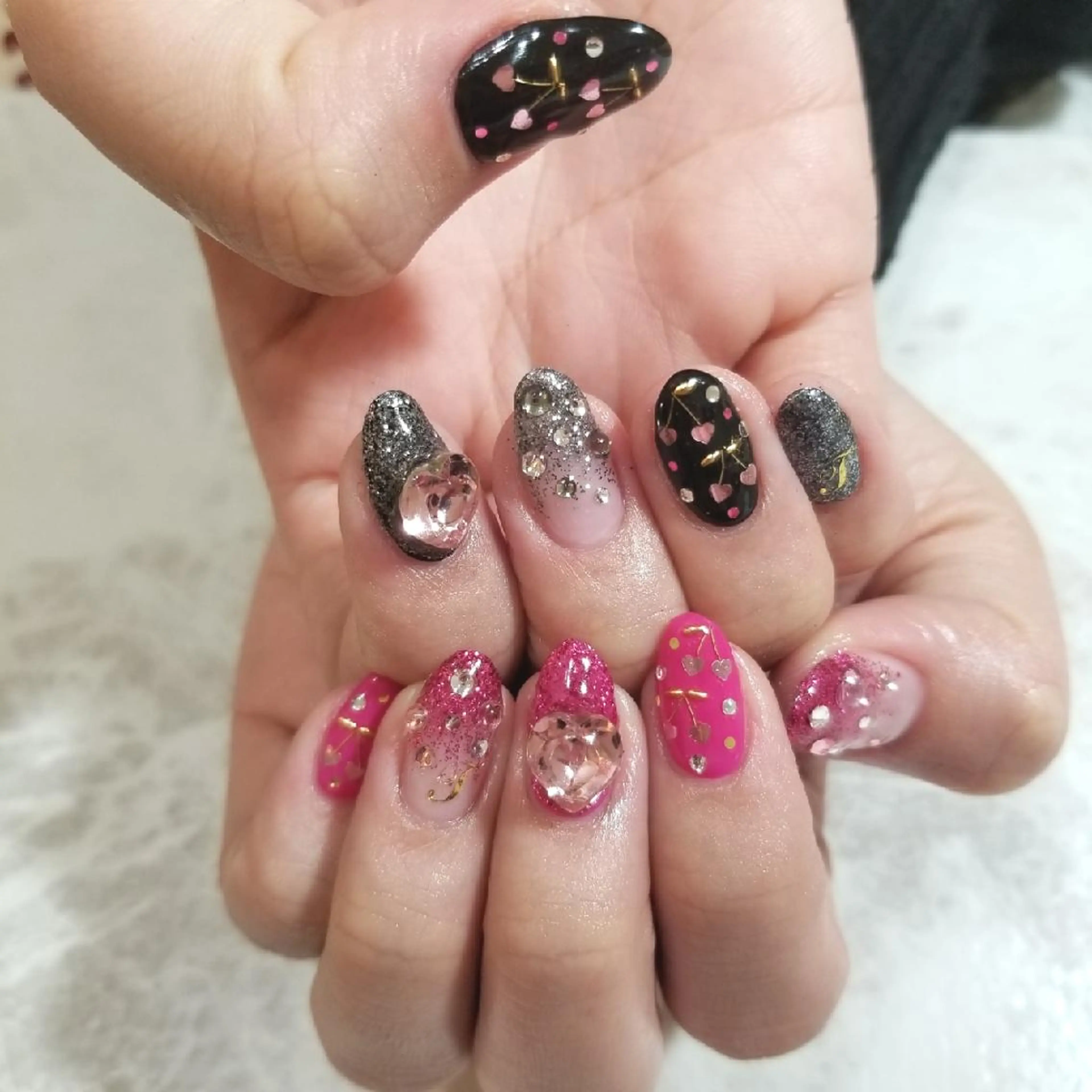 ネイル ハンドネイル nailatelier nijiiro.所属・nijiiro🌈 サトウのネイルデザイン