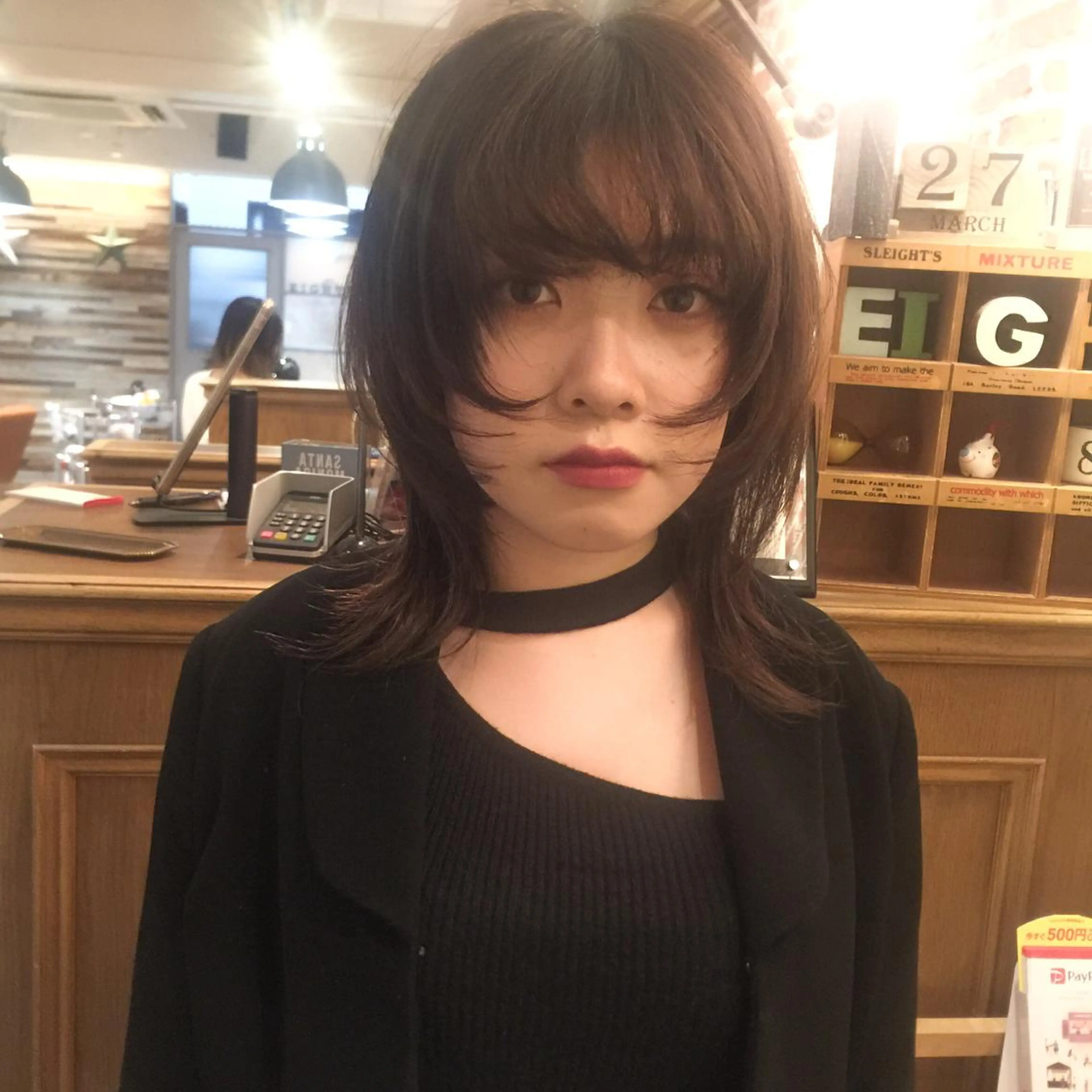 セミロング カラー ウルフカット ホワイト&レイヤーカ ットエクステ長畠俊輔のヘアスタイル