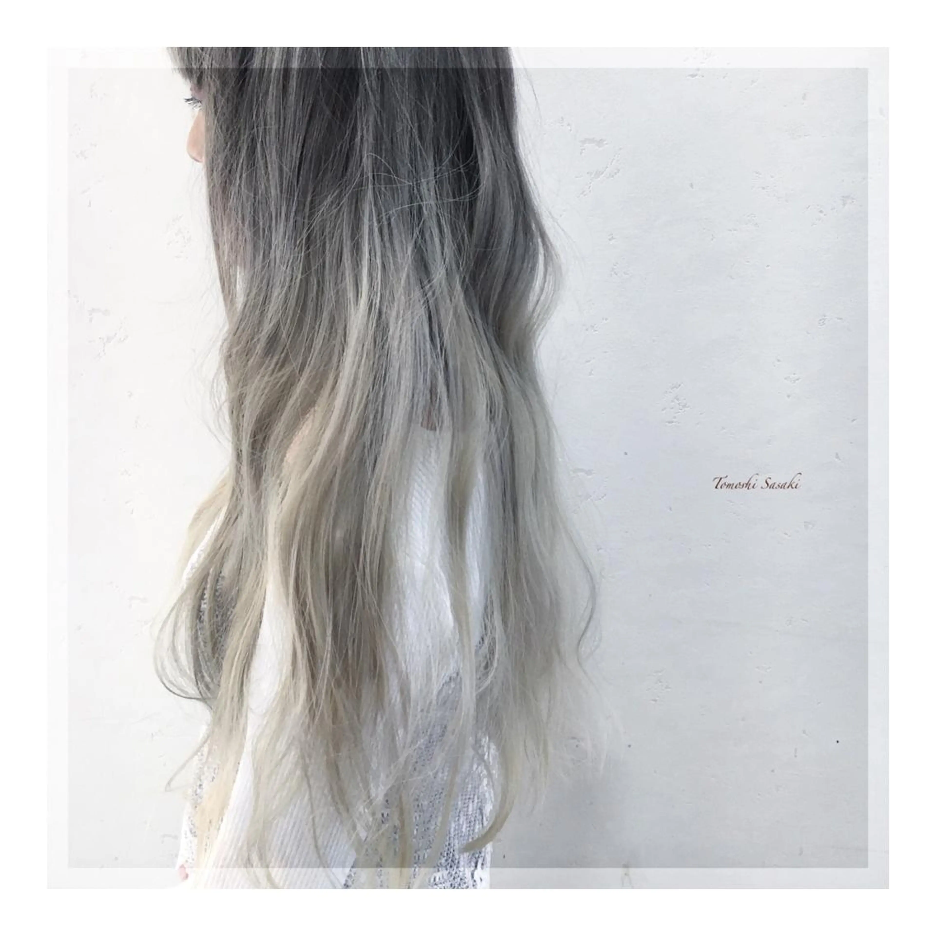 カラー ダークグレー ササキ トモシのヘアスタイル