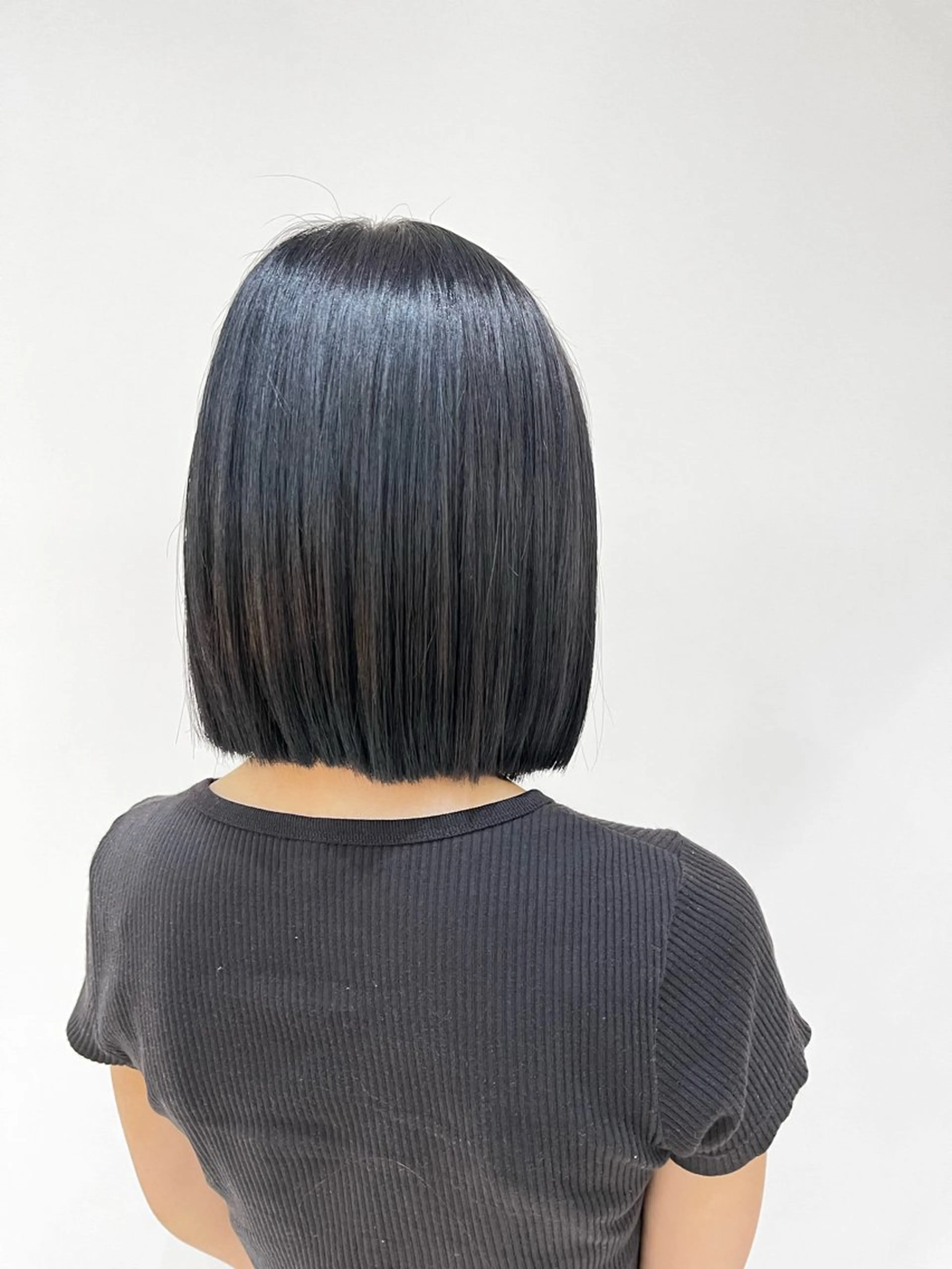 ミディアム カラー ヘアアレンジ 🥀暖色韓国ヘア💕 保科侑花のヘアスタイル