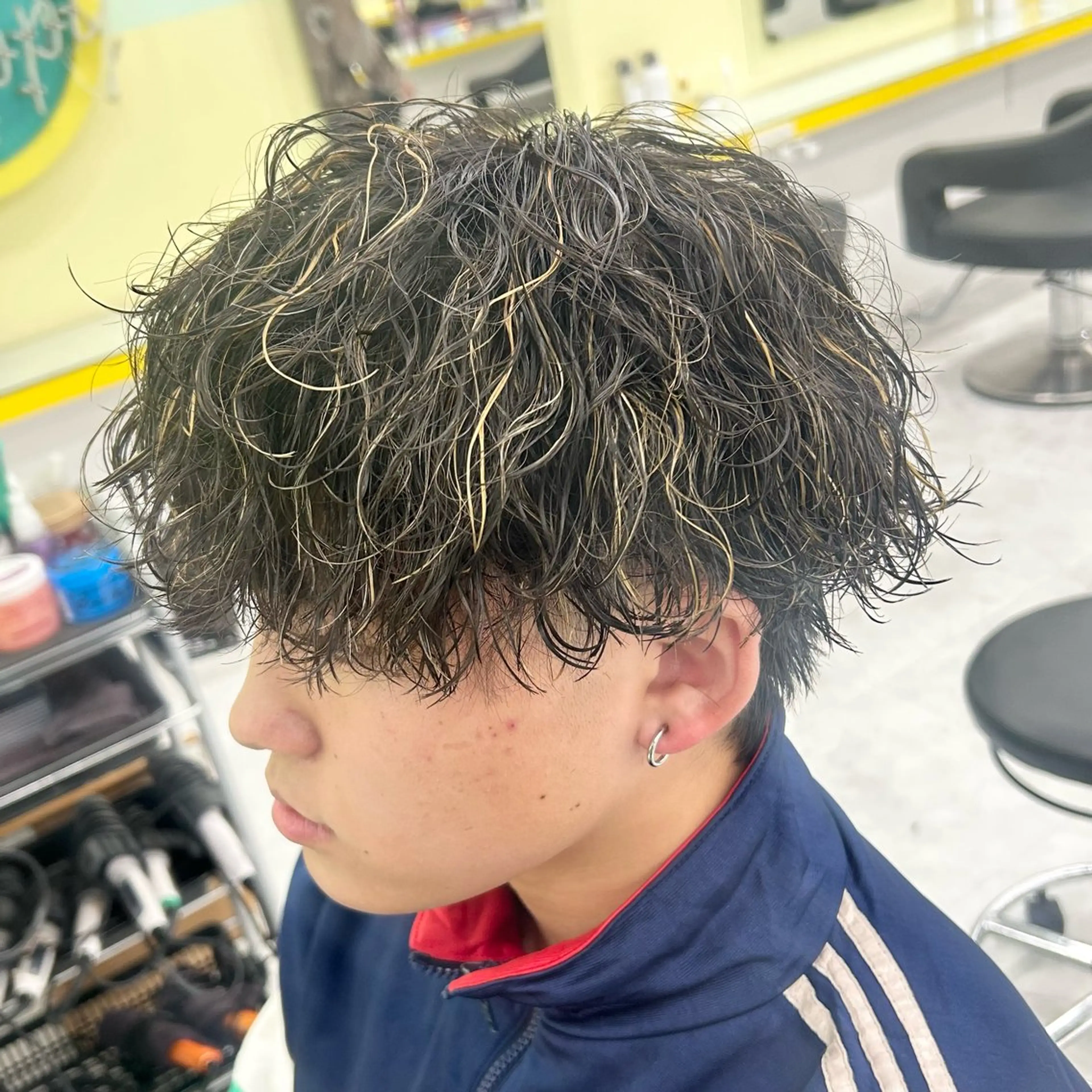 ショート パーマ メンズ カット パーマ 韓国レイヤーカット /REIのヘアスタイル